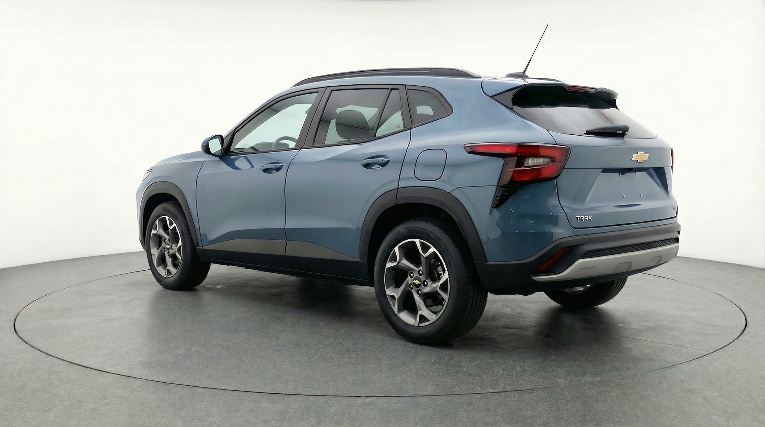 Thumbnail: 2025 Chevrolet Trax - 5