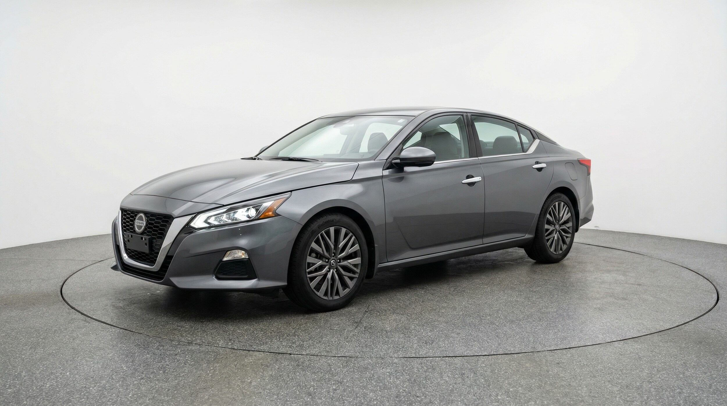 Thumbnail: 2025 Nissan Altima - 3