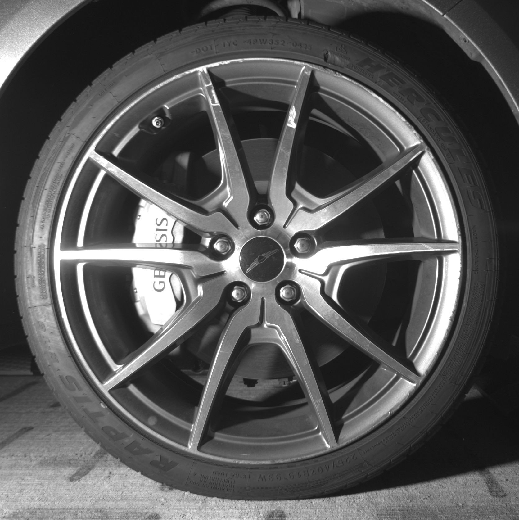 Thumbnail: 2025 Genesis G70 - 13