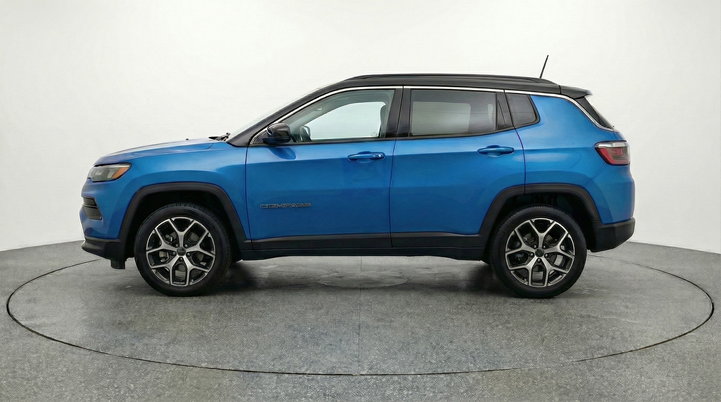 Thumbnail: 2025 Jeep Compass - 4