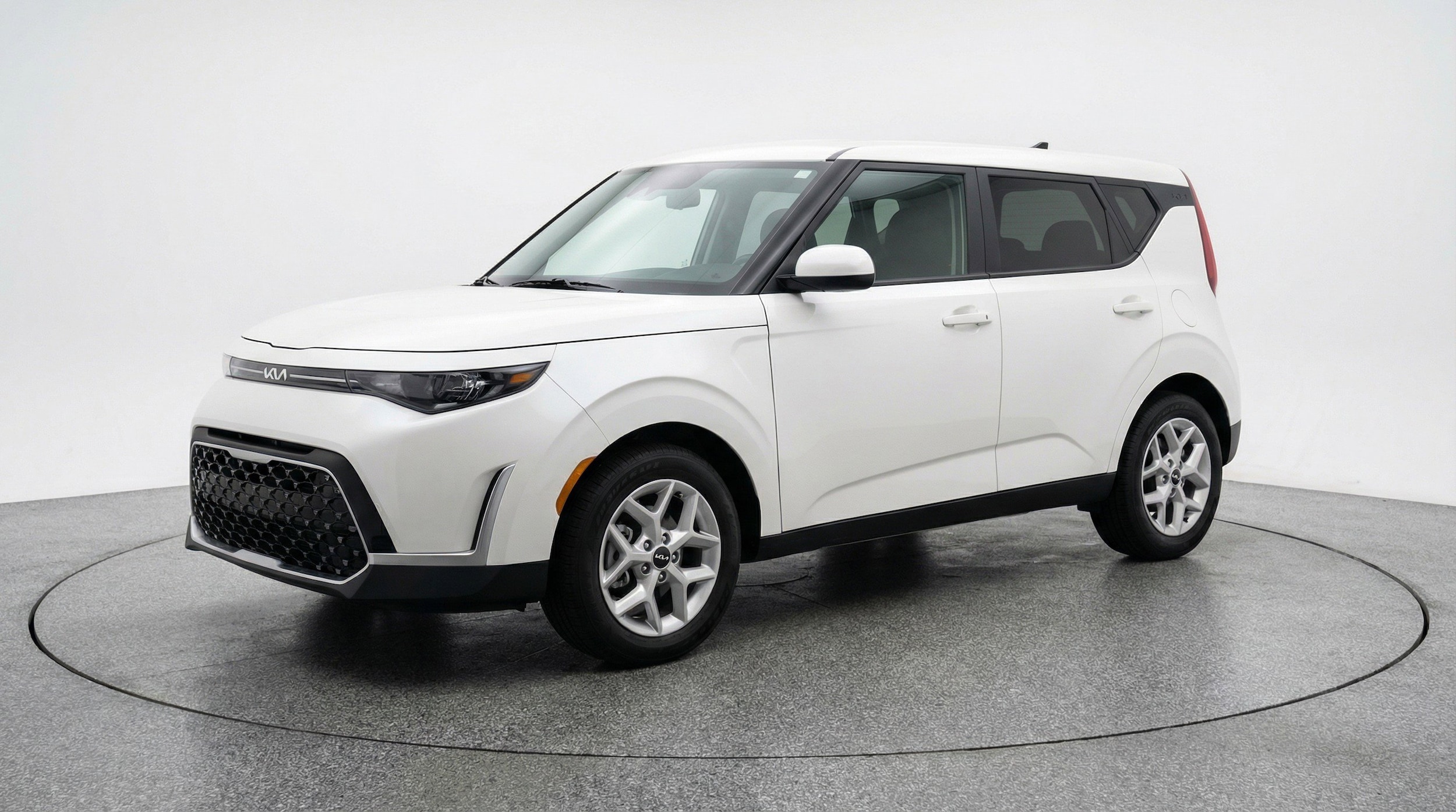 Thumbnail: 2025 Kia Soul - 3