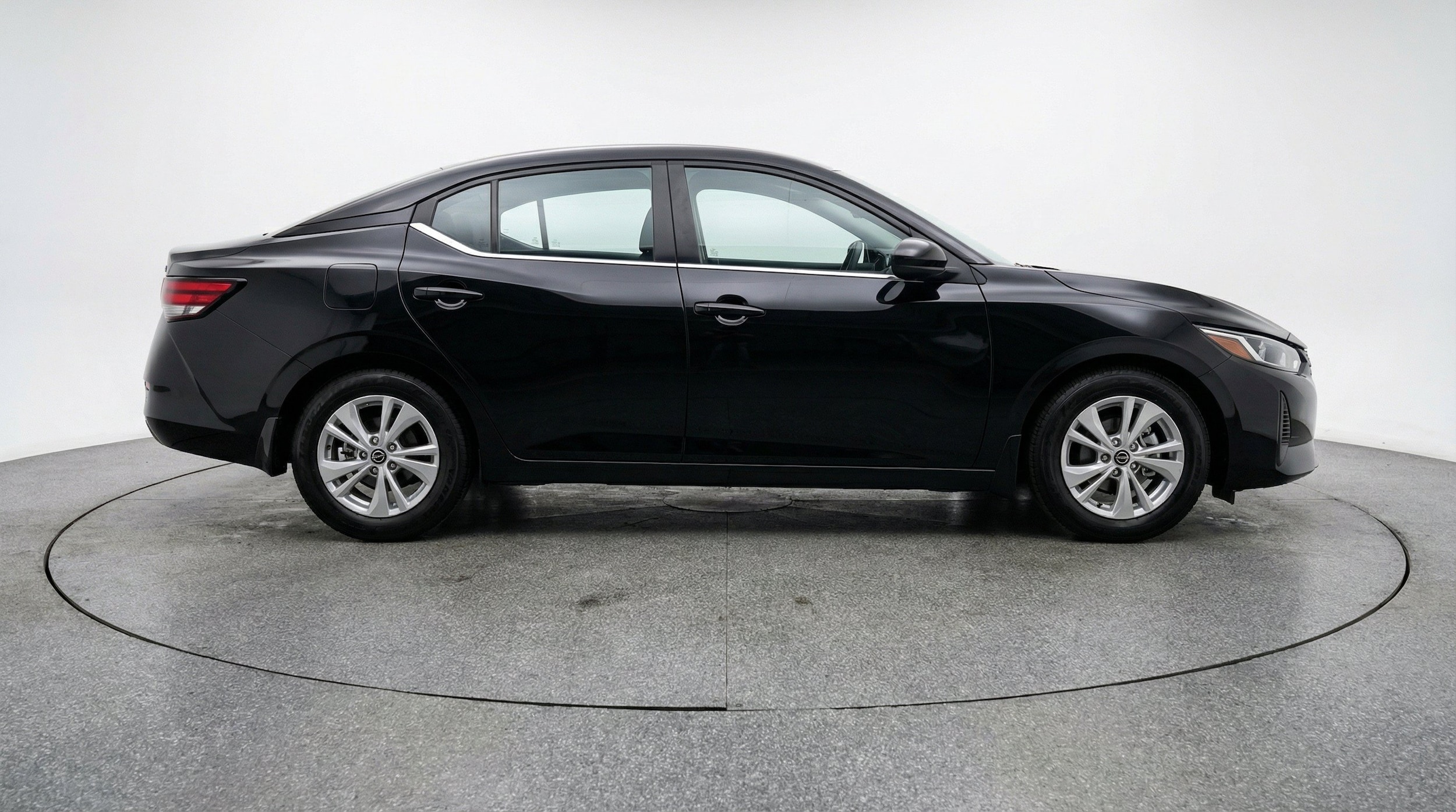 Thumbnail: 2025 Nissan Sentra - 11