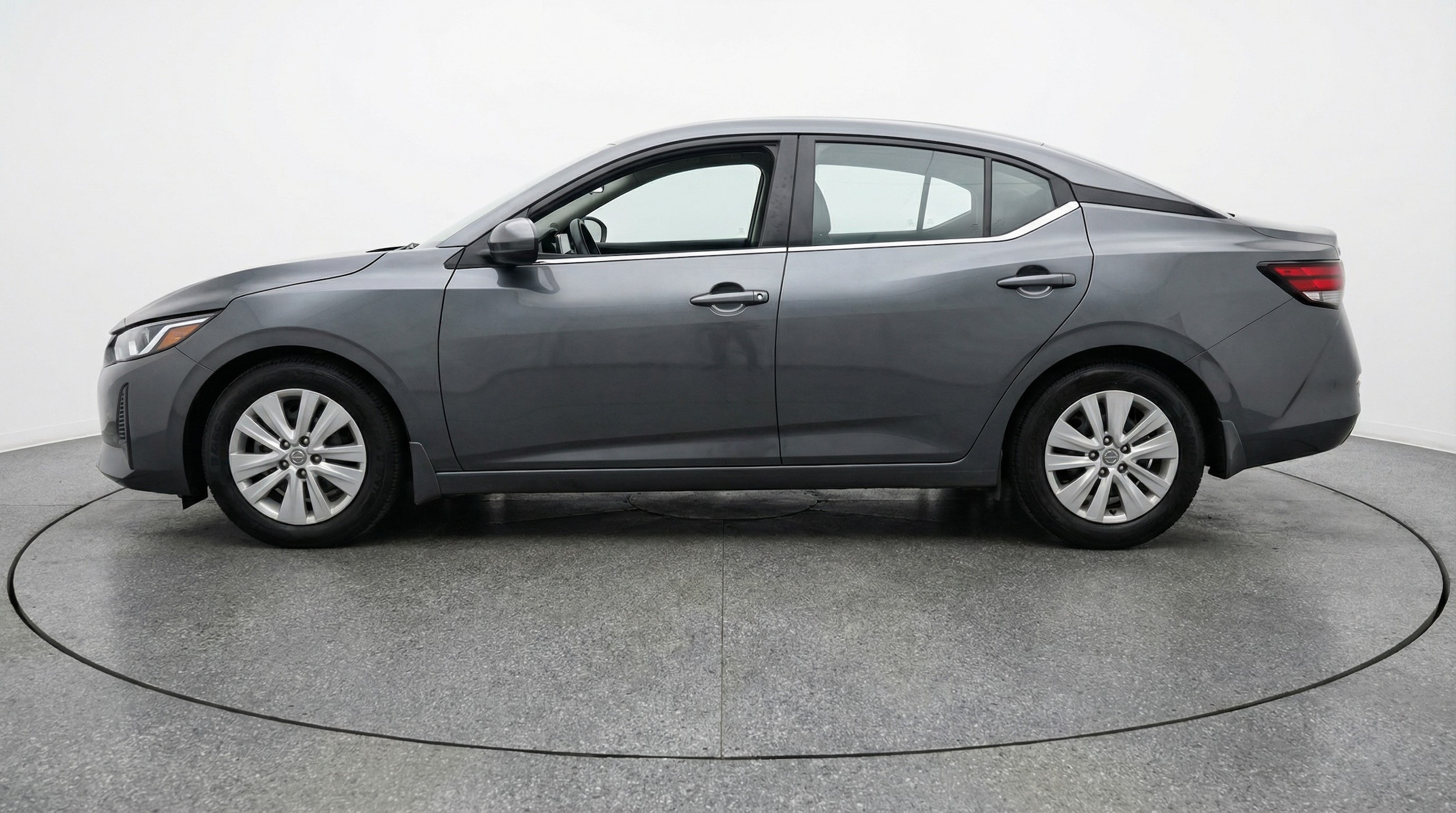 Thumbnail: 2025 Nissan Sentra - 4