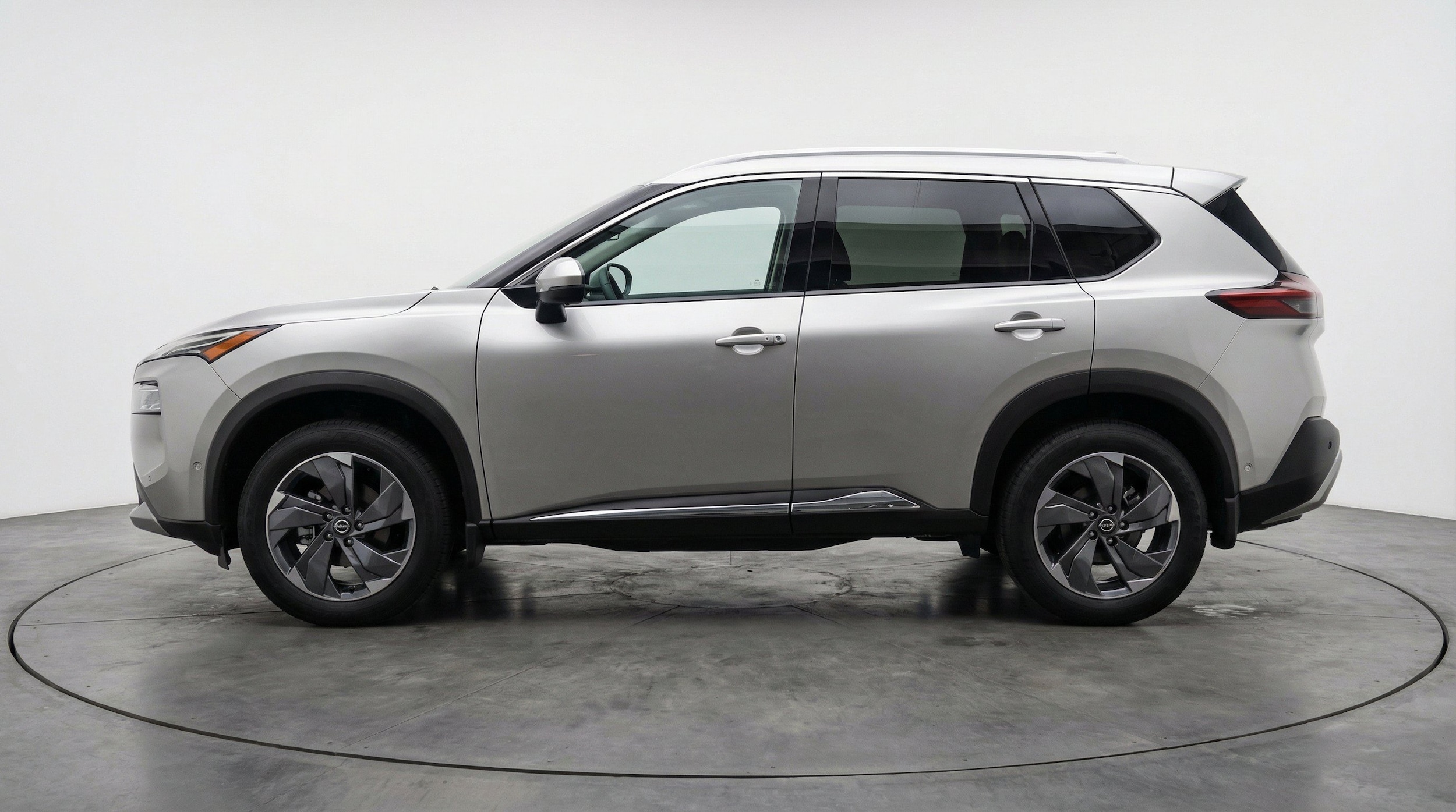 Thumbnail: 2025 Nissan Rogue - 5