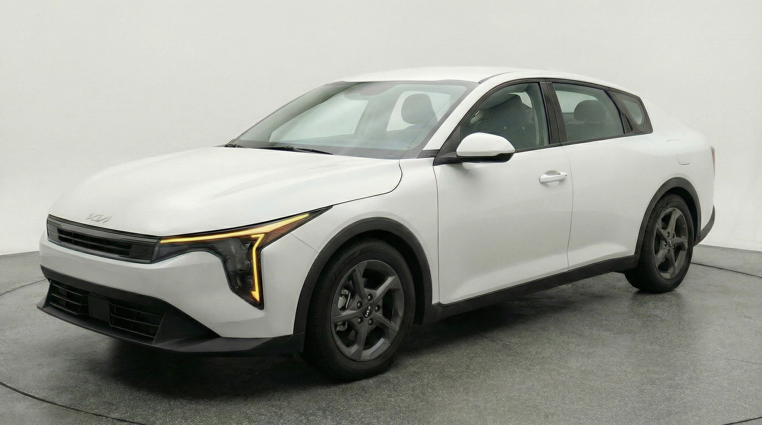 Thumbnail: 2025 Kia K4 - 3