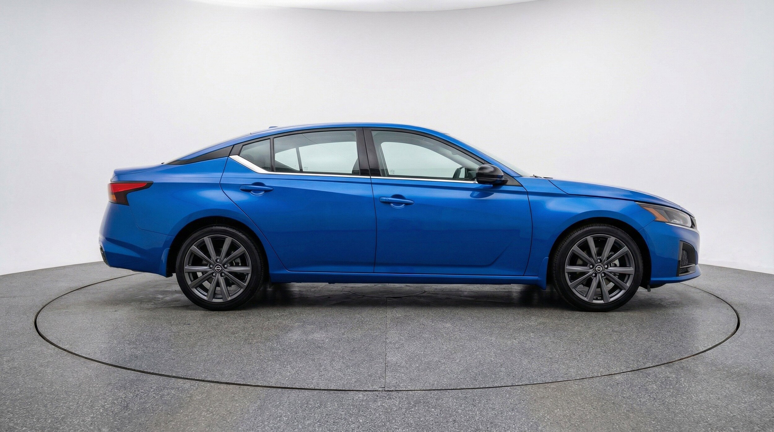 Thumbnail: 2025 Nissan Altima - 11