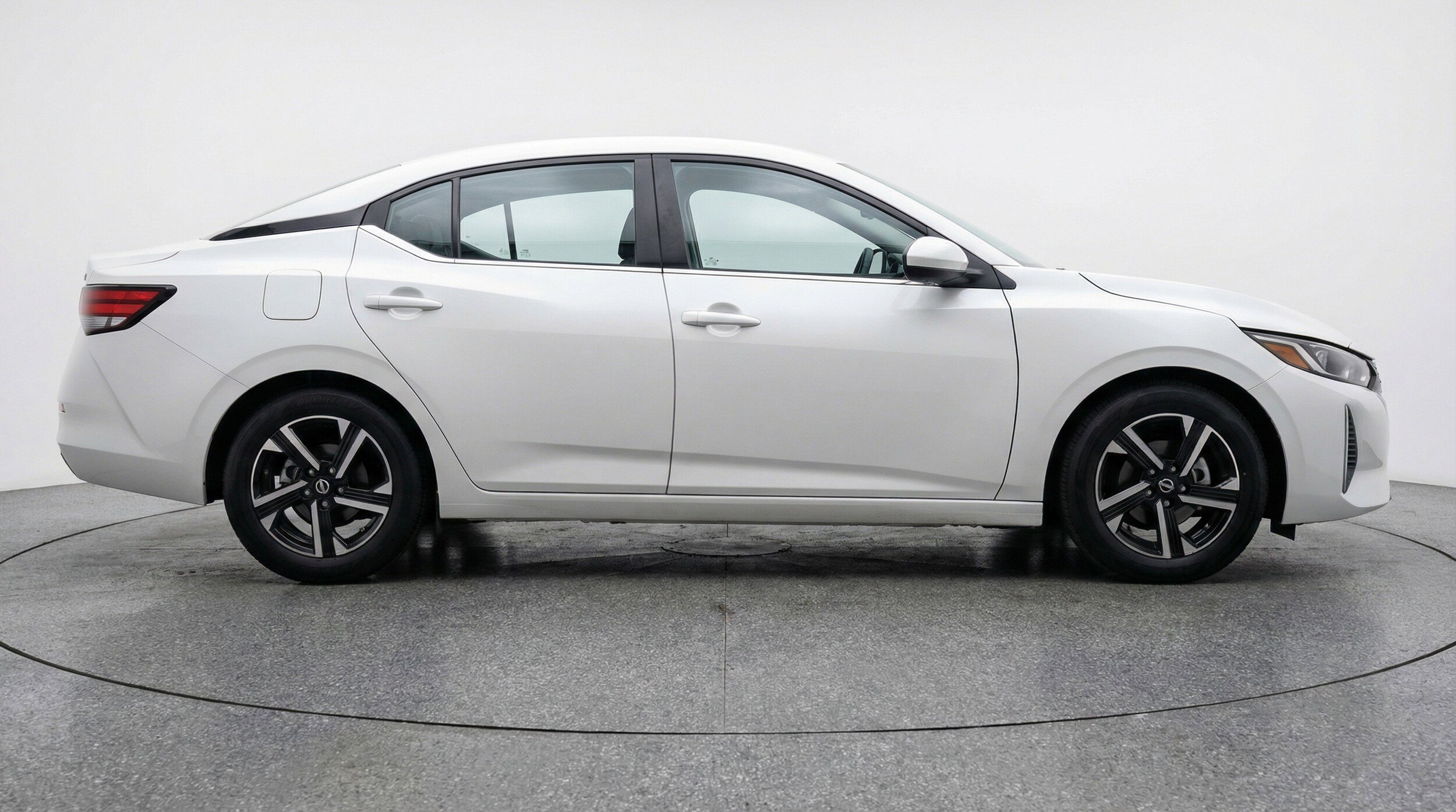 Thumbnail: 2025 Nissan Sentra - 11