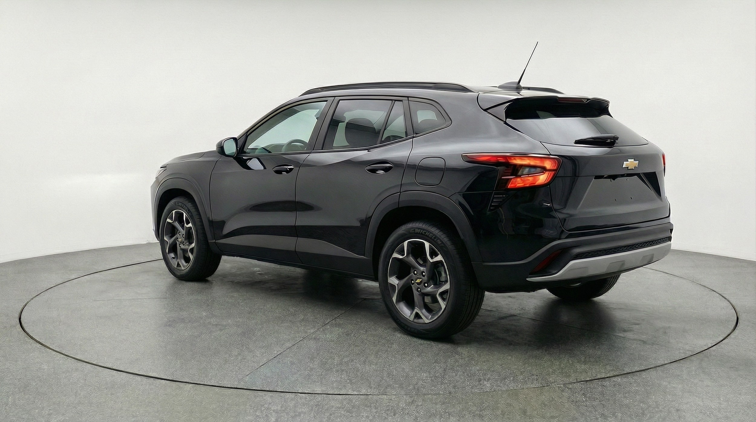 Thumbnail: 2025 Chevrolet Trax - 5