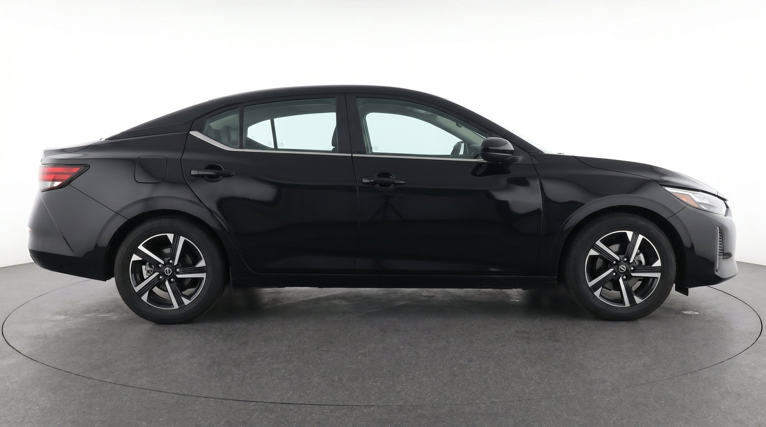 Thumbnail: 2025 Nissan Sentra - 11