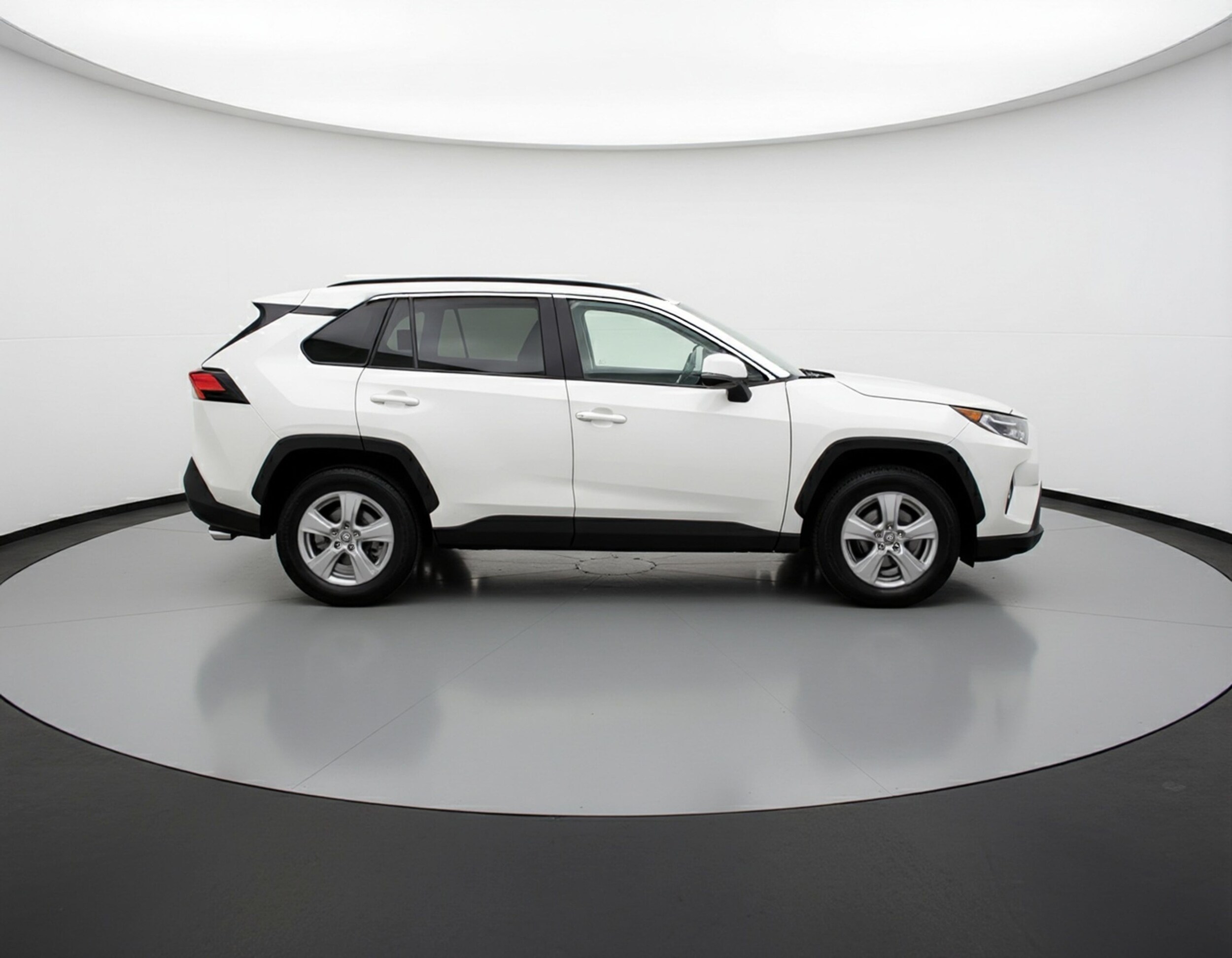 Thumbnail: 2025 Toyota RAV4 - 8