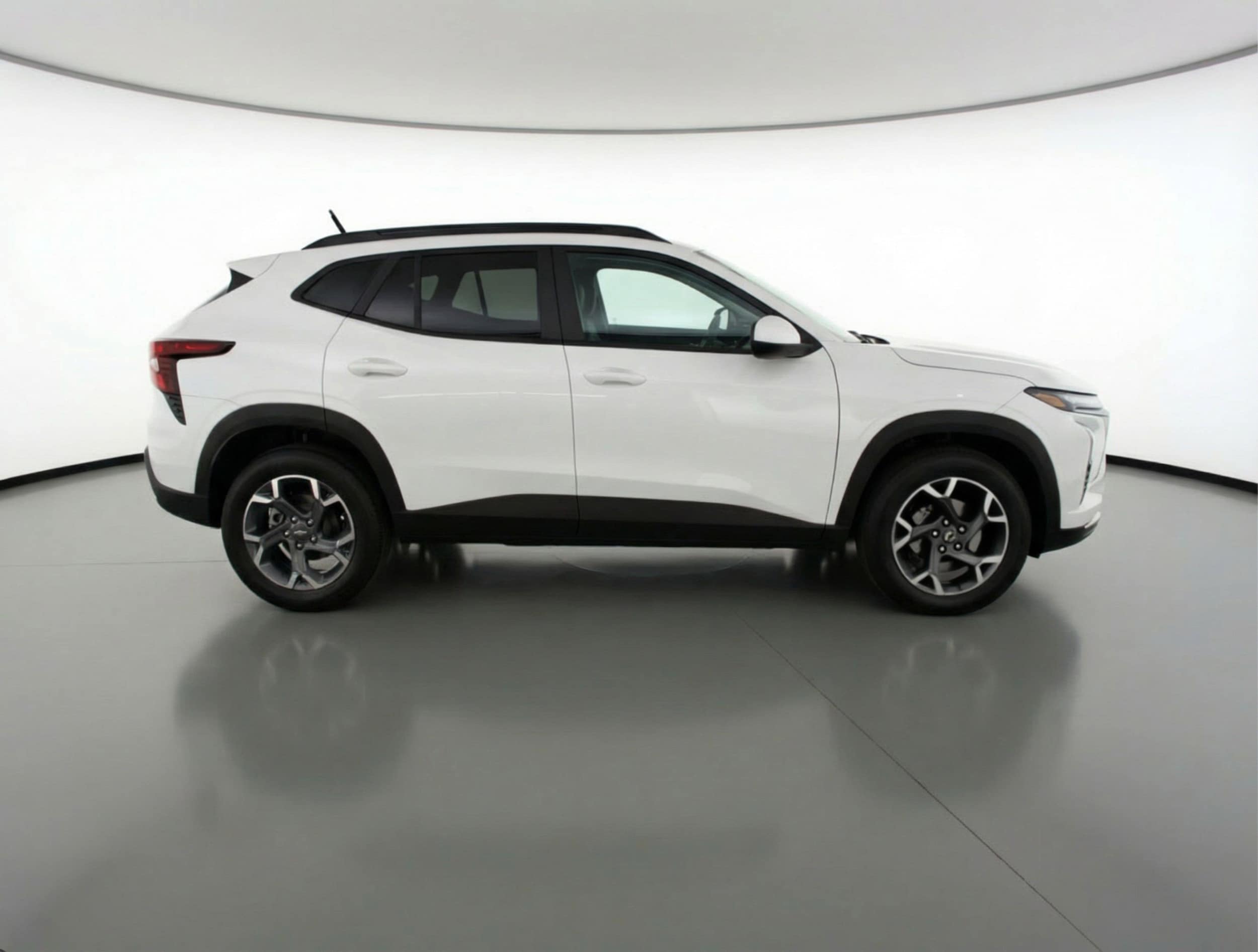 Thumbnail: 2025 Chevrolet Trax - 11