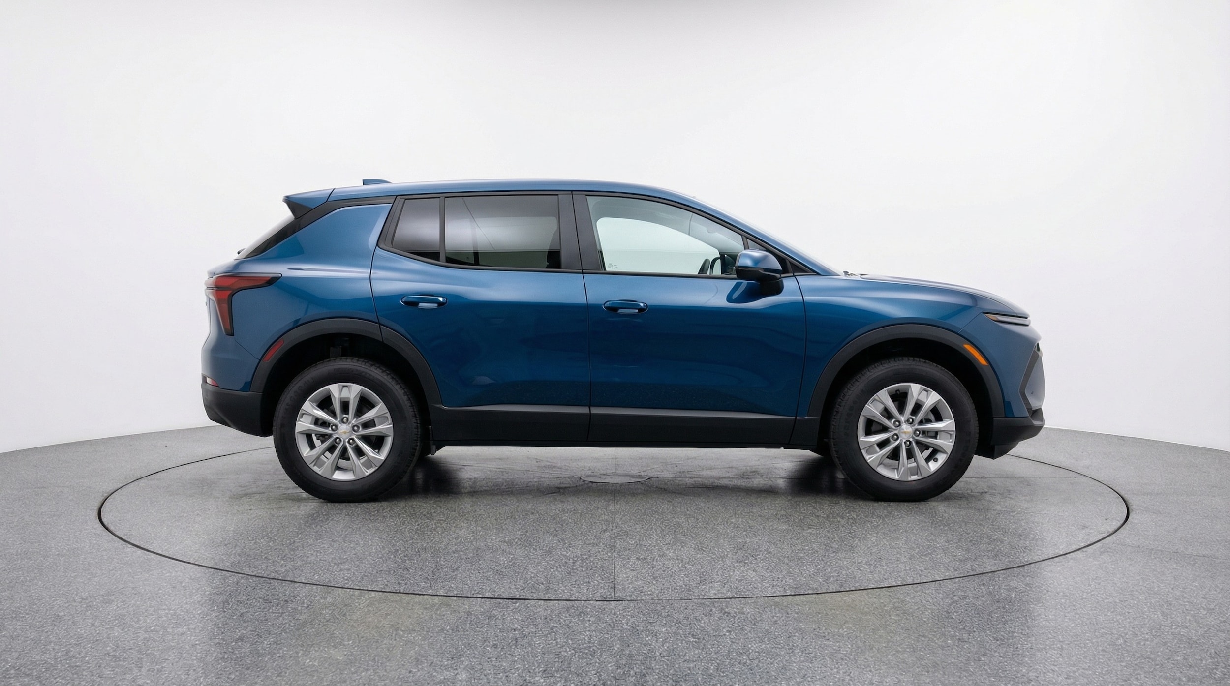 Thumbnail: 2025 Chevrolet Equinox - 8