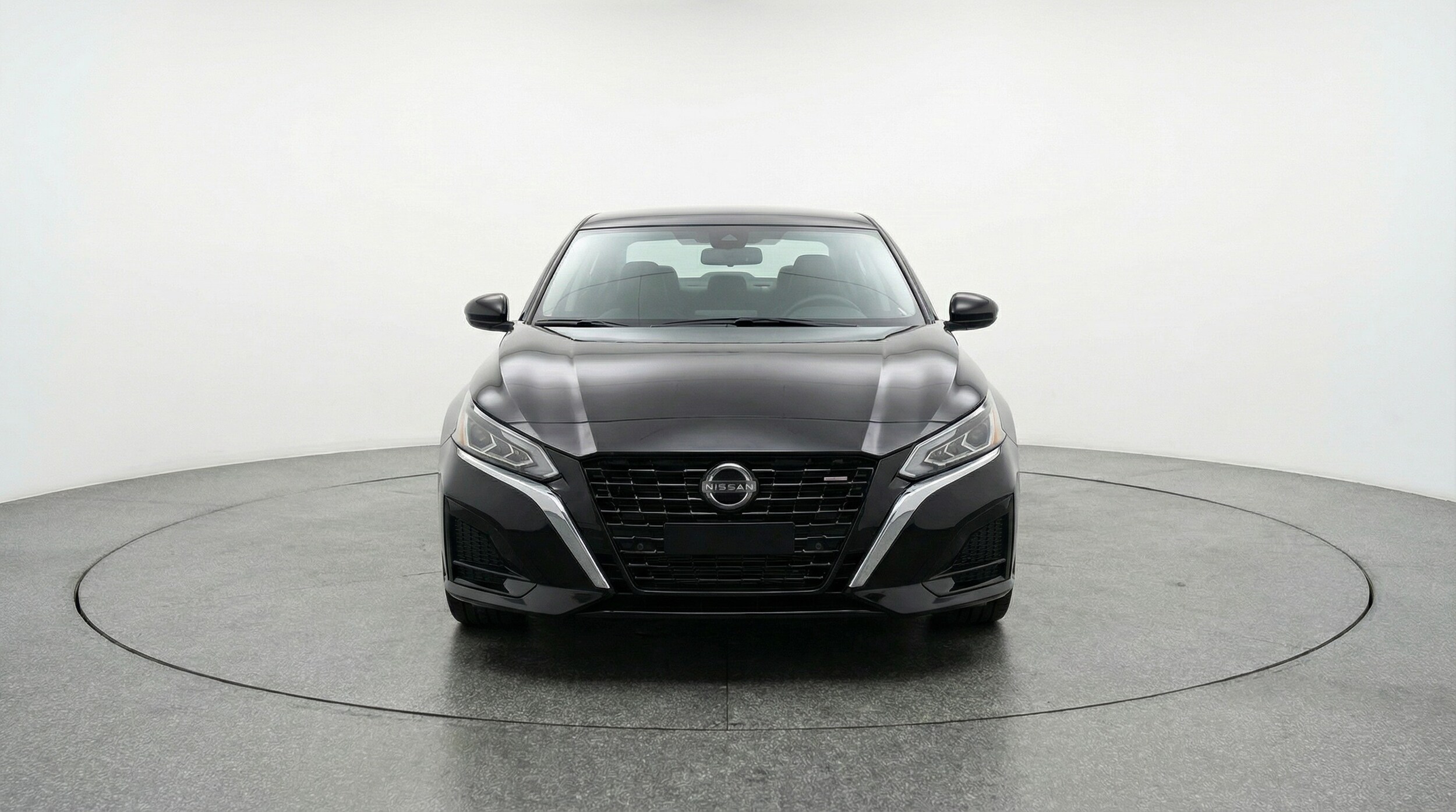 Thumbnail: 2025 Nissan Altima - 2