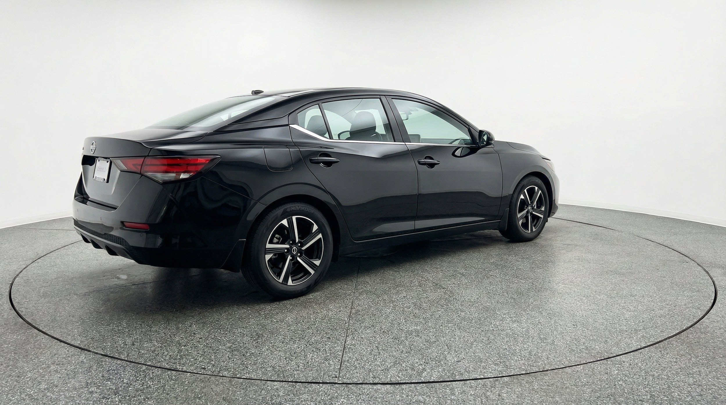 Thumbnail: 2025 Nissan Sentra - 9