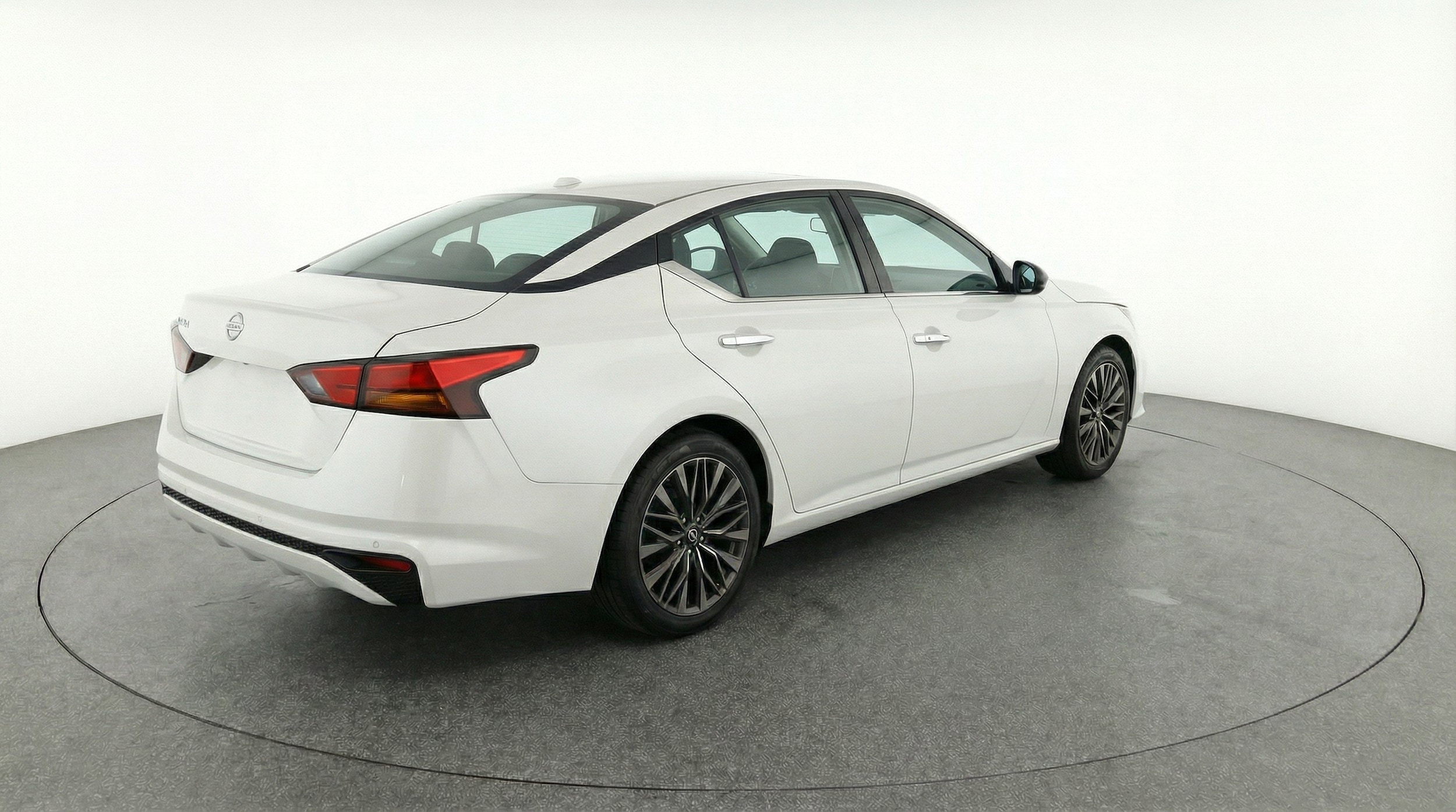 Thumbnail: 2025 Nissan Altima - 6