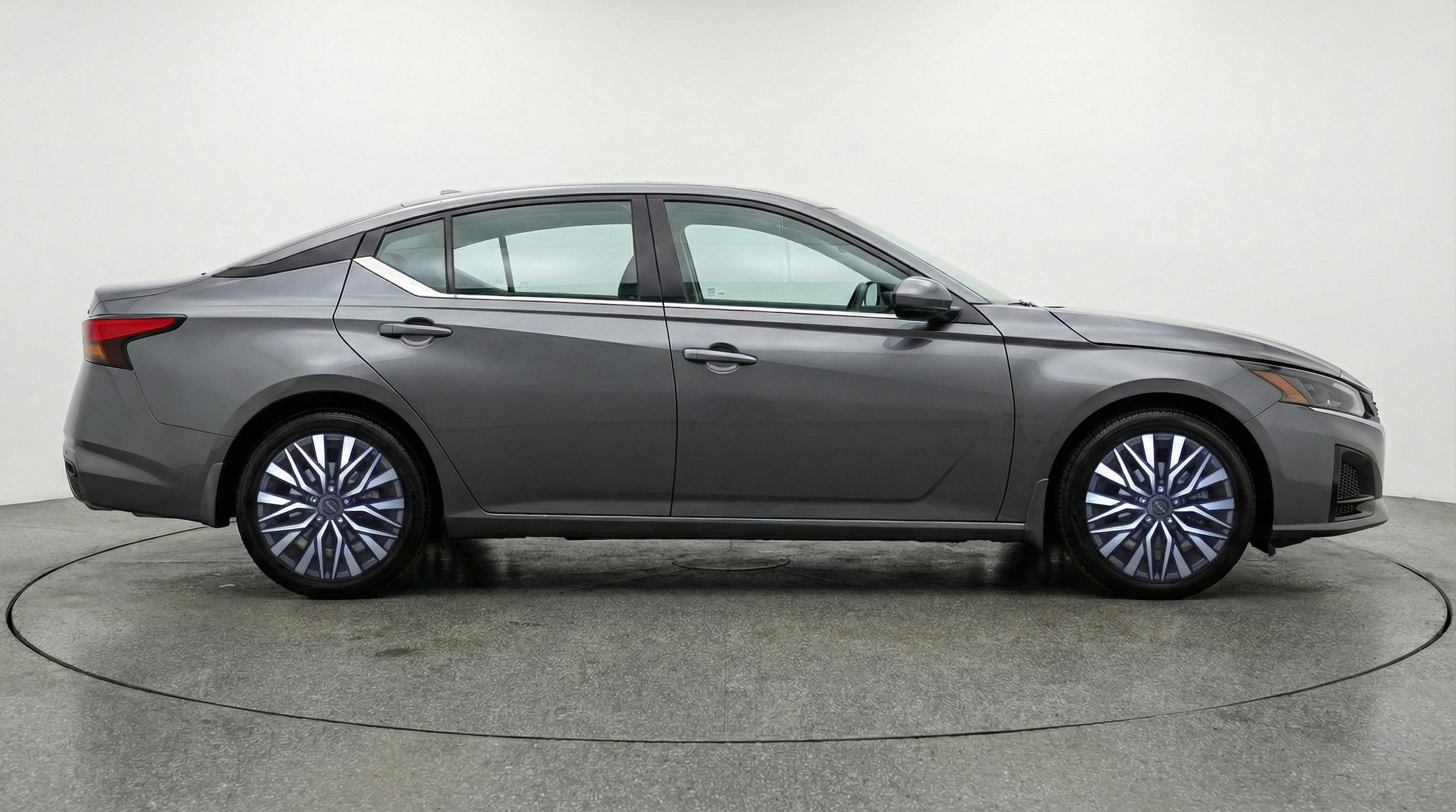 Thumbnail: 2025 Nissan Altima - 11