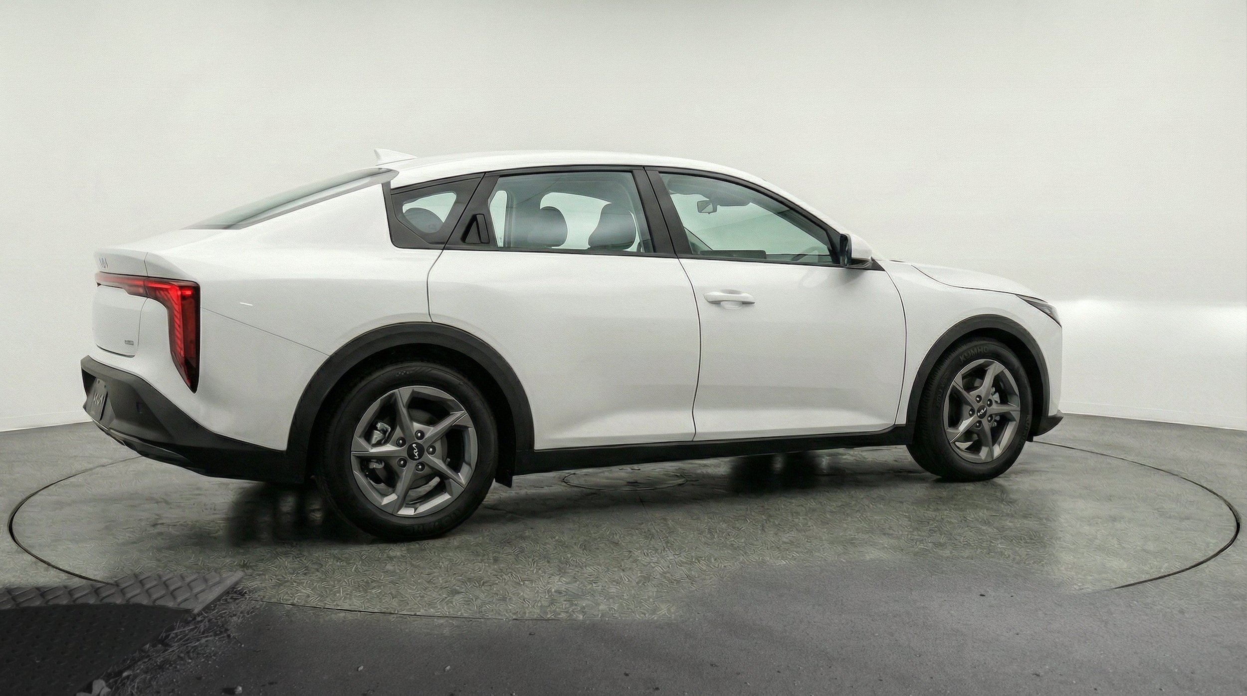 Thumbnail: 2025 Kia K4 - 9