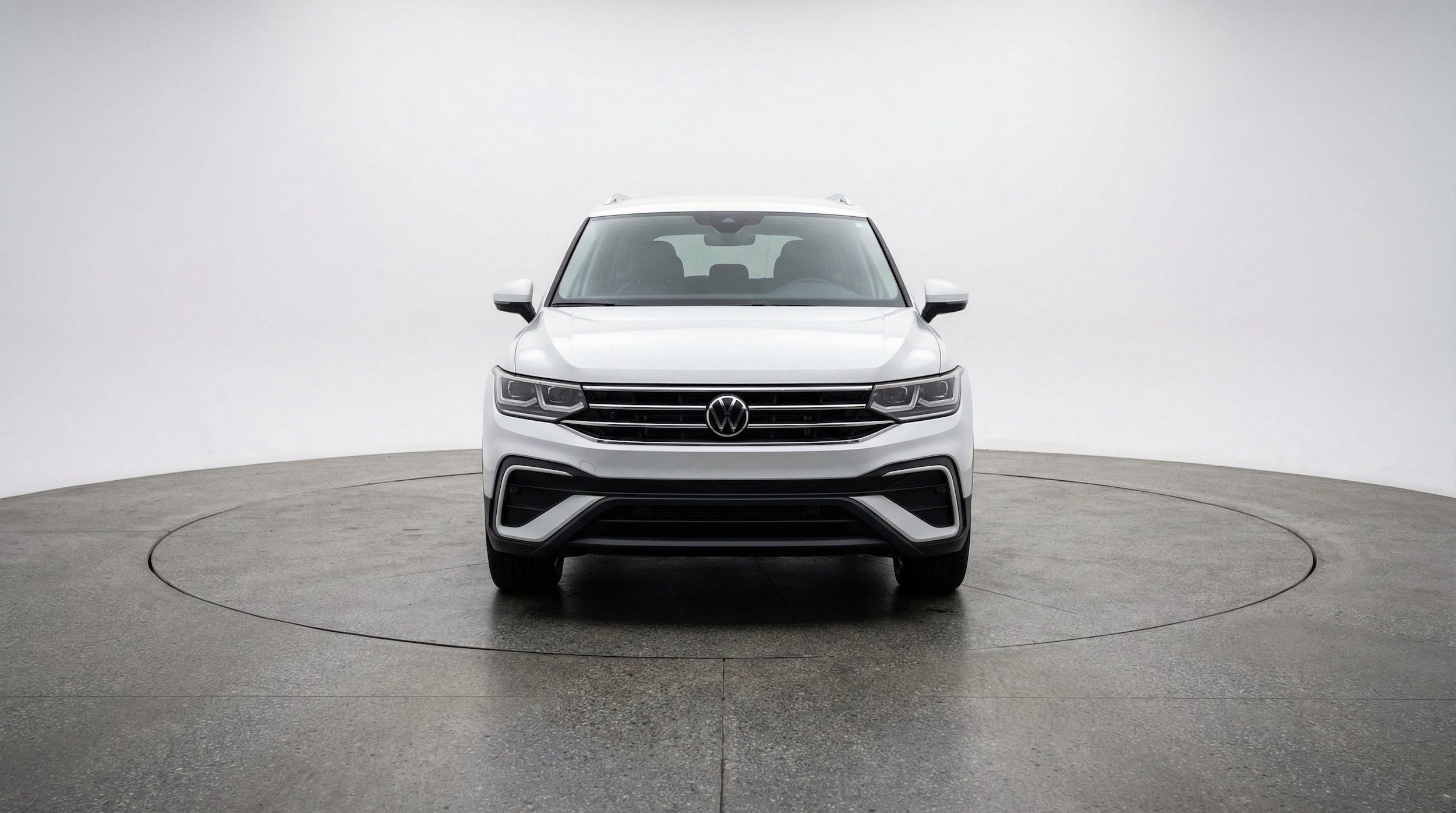Thumbnail: 2026 Volkswagen Tiguan - 2