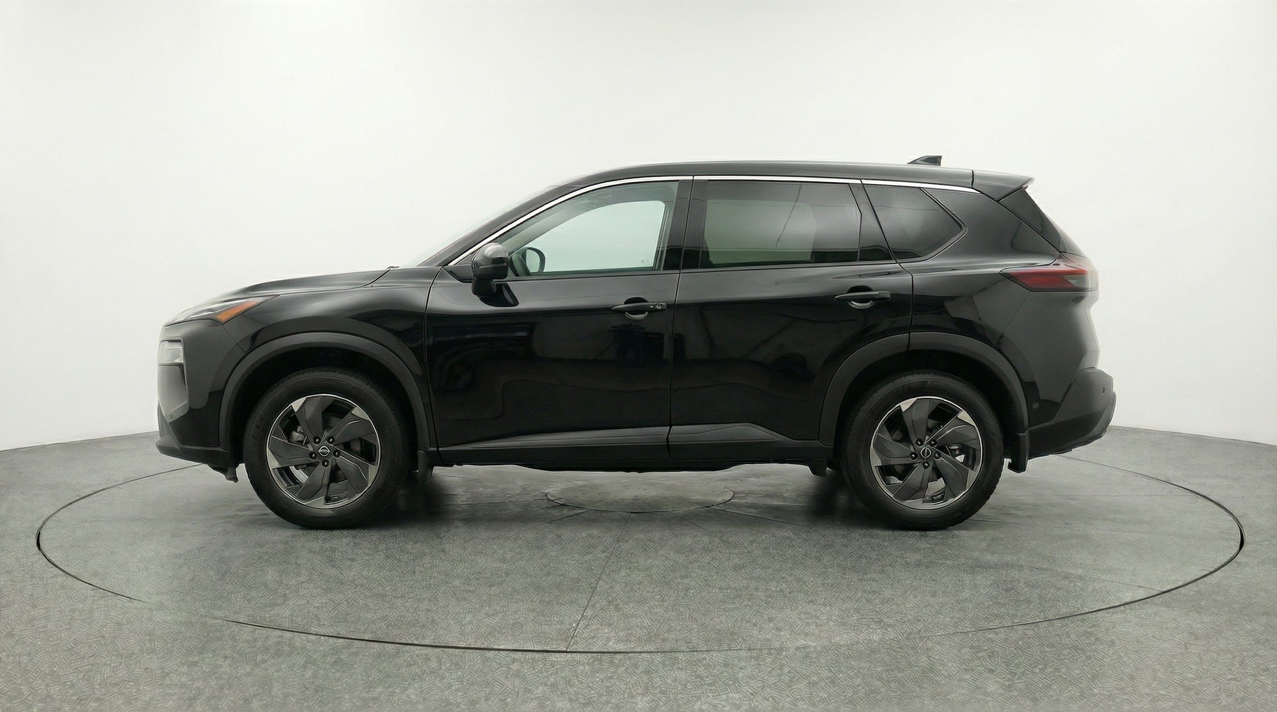 Thumbnail: 2025 Nissan Rogue - 5