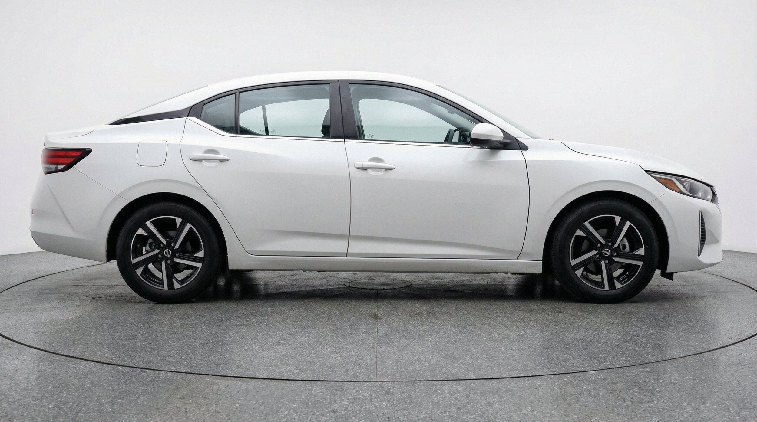 Thumbnail: 2025 Nissan Sentra - 11