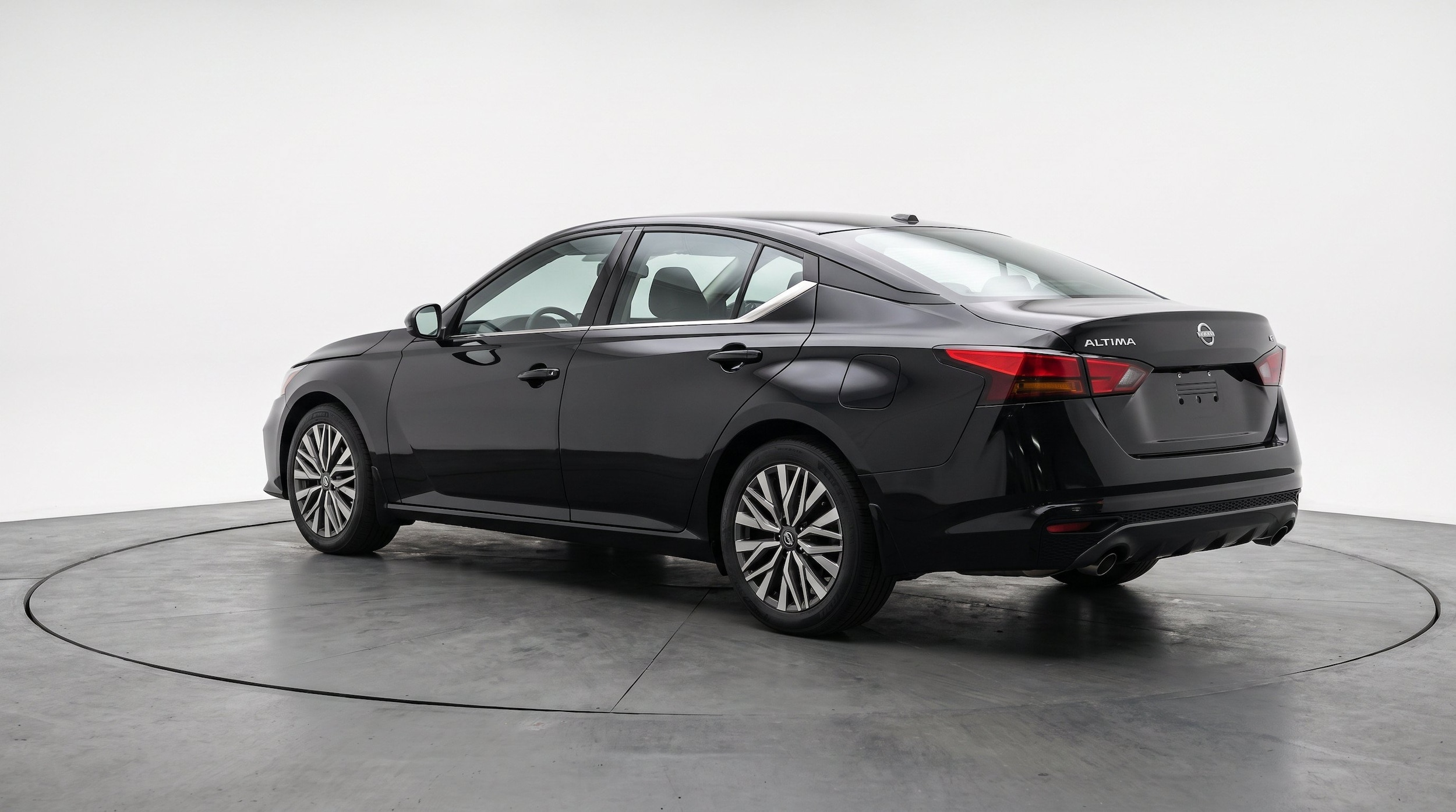 Thumbnail: 2025 Nissan Altima - 6