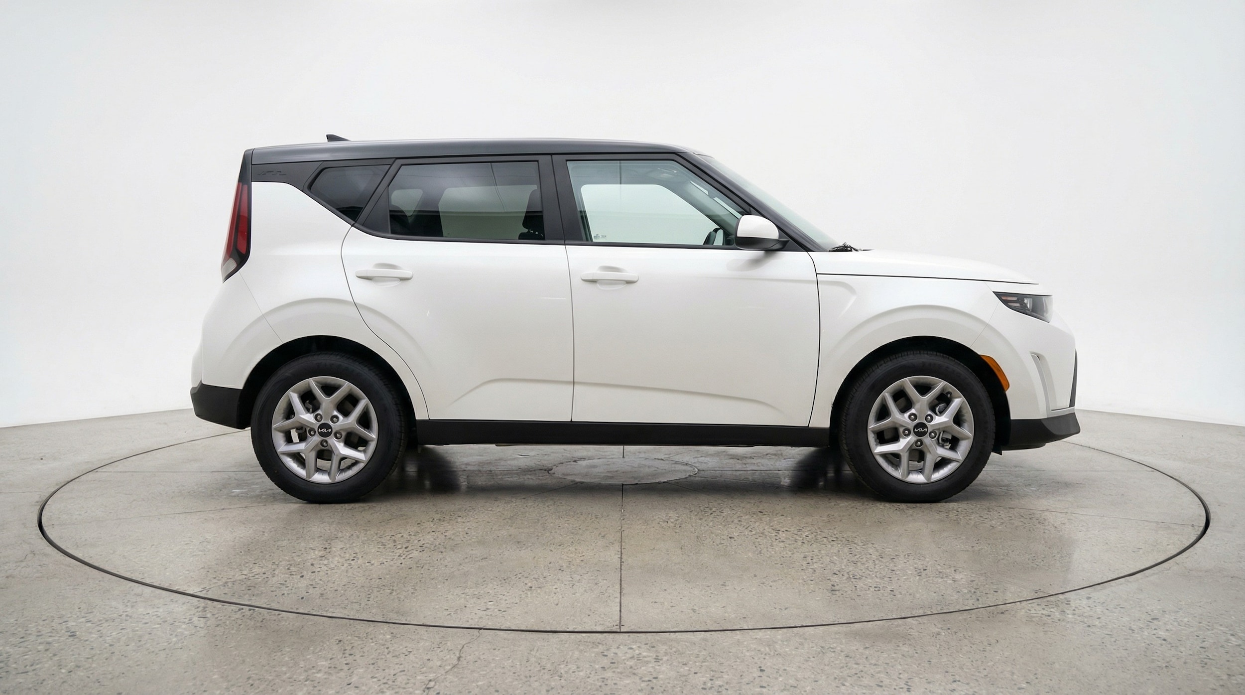 Thumbnail: 2025 Kia Soul - 8