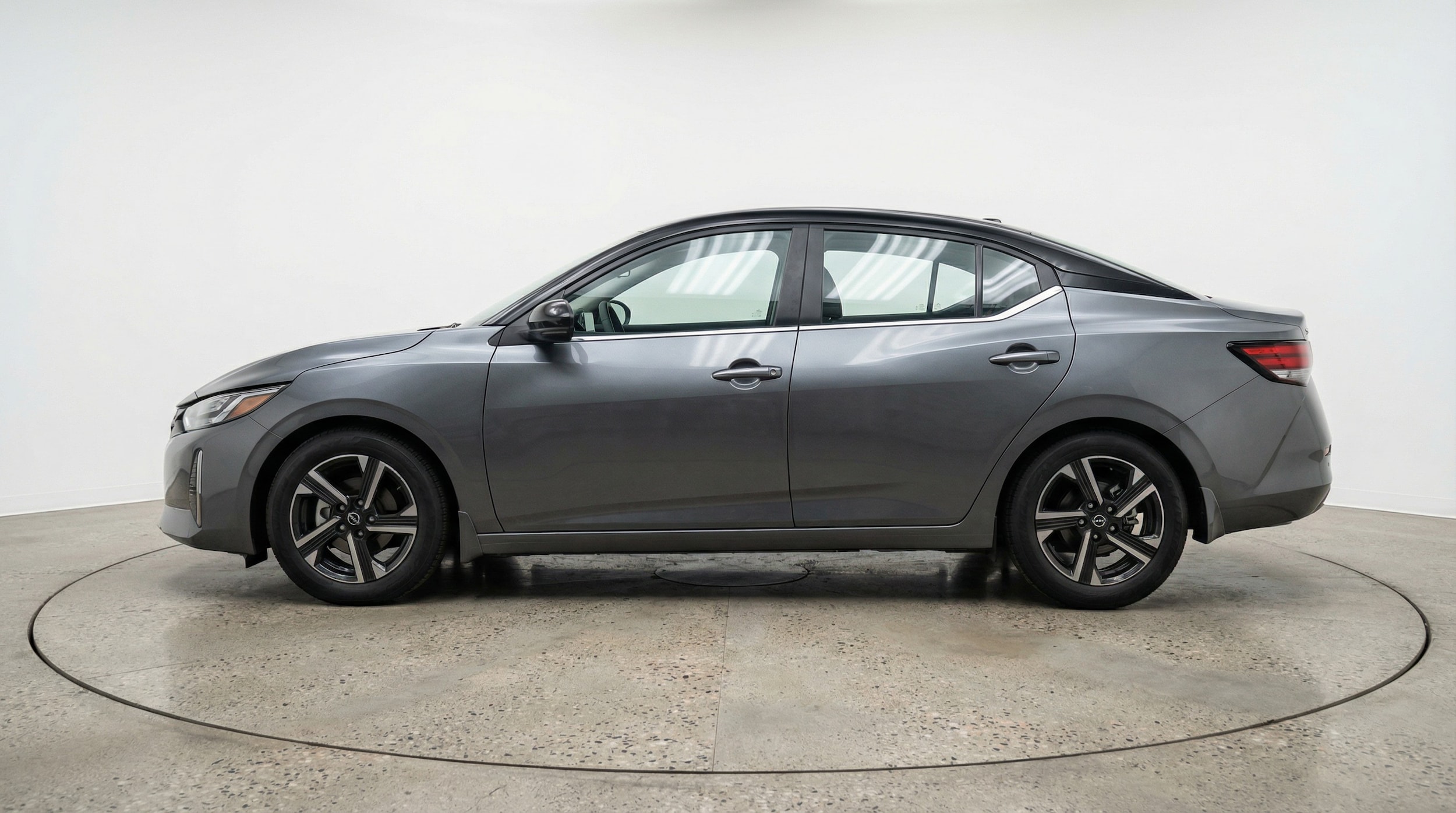 Thumbnail: 2025 Nissan Sentra - 4