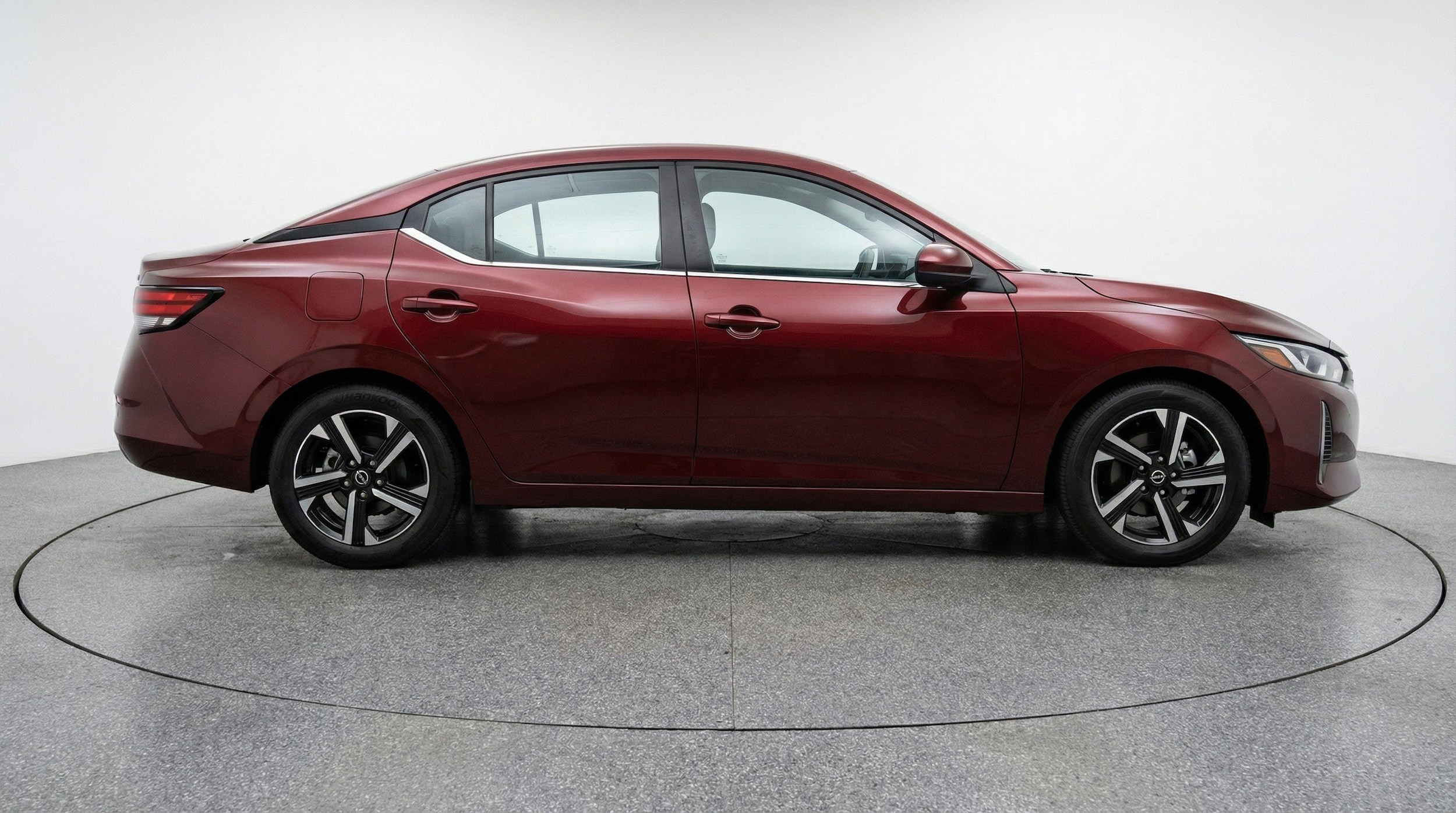 Thumbnail: 2025 Nissan Sentra - 11