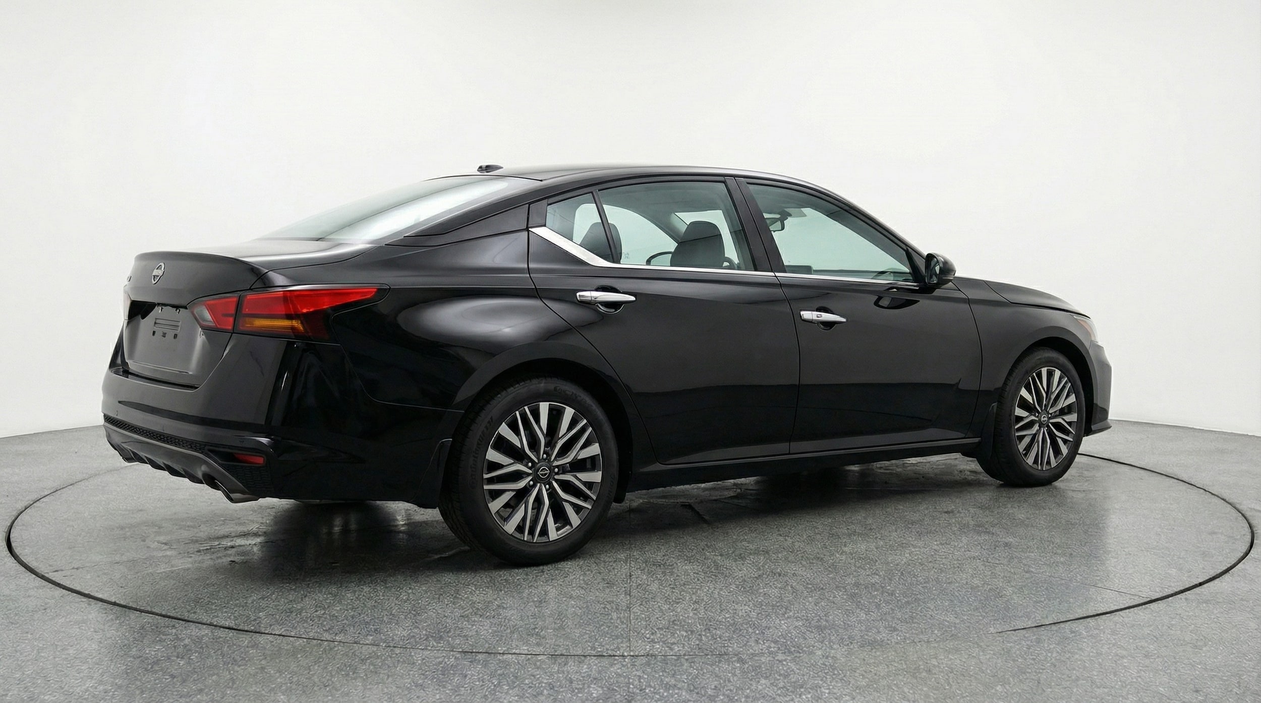 Thumbnail: 2025 Nissan Altima - 7