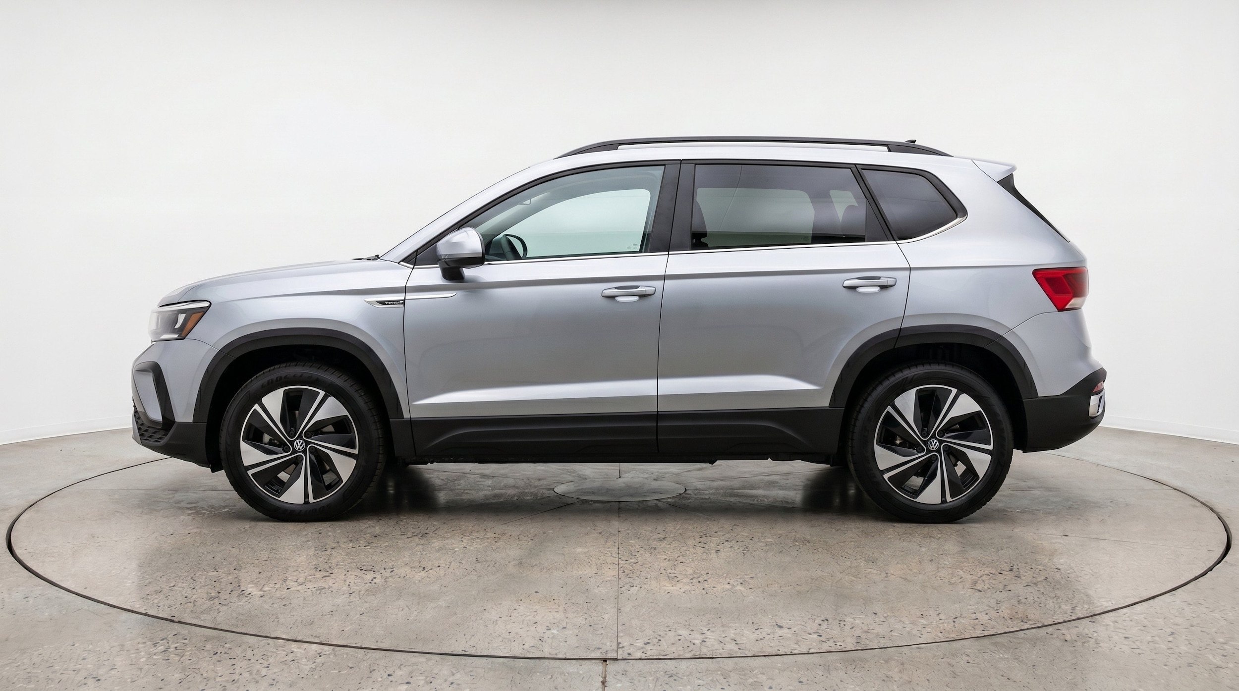 Thumbnail: 2026 Volkswagen Taos - 5
