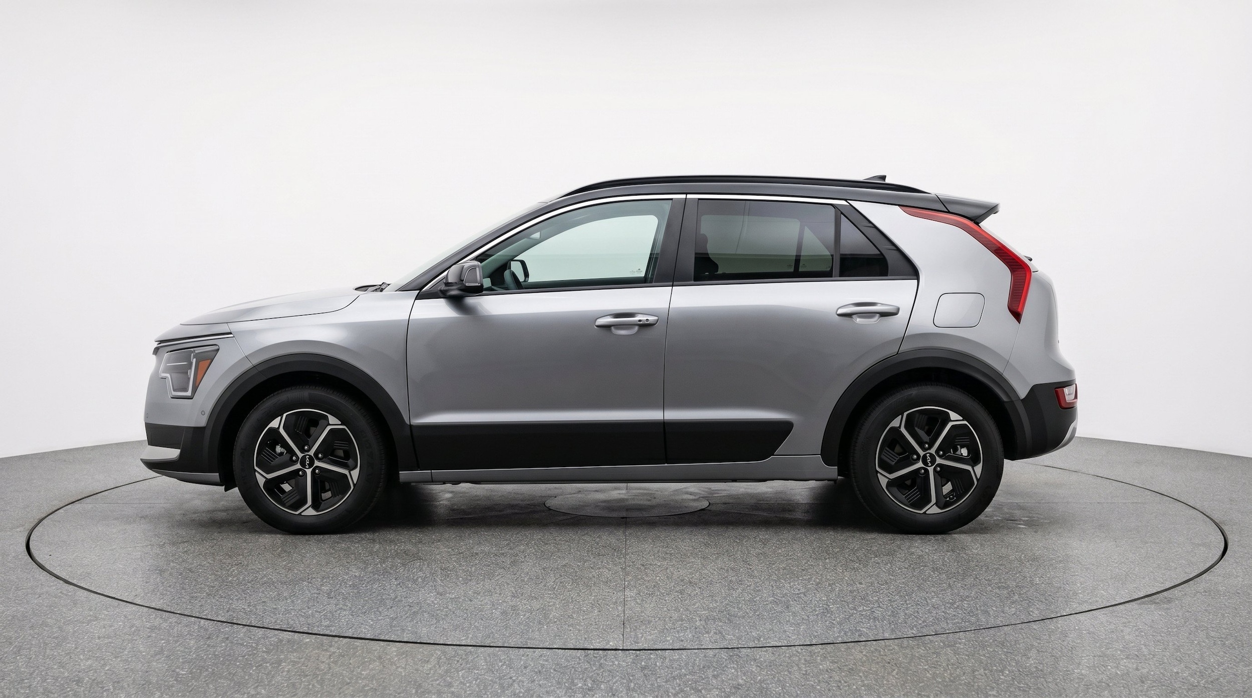 Thumbnail: 2026 Kia Niro - 5