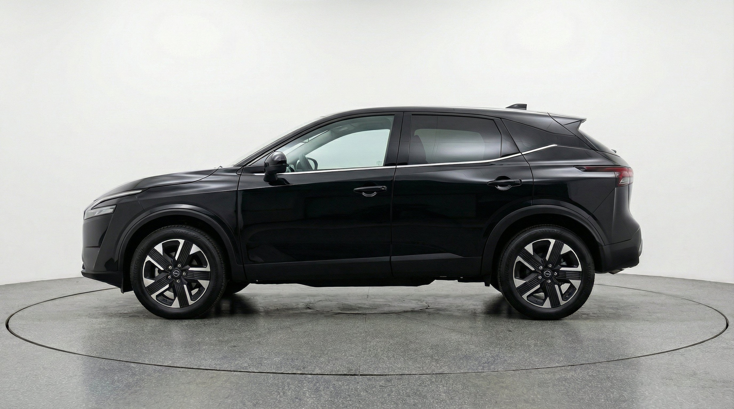 Thumbnail: 2026 Nissan Kicks - 5