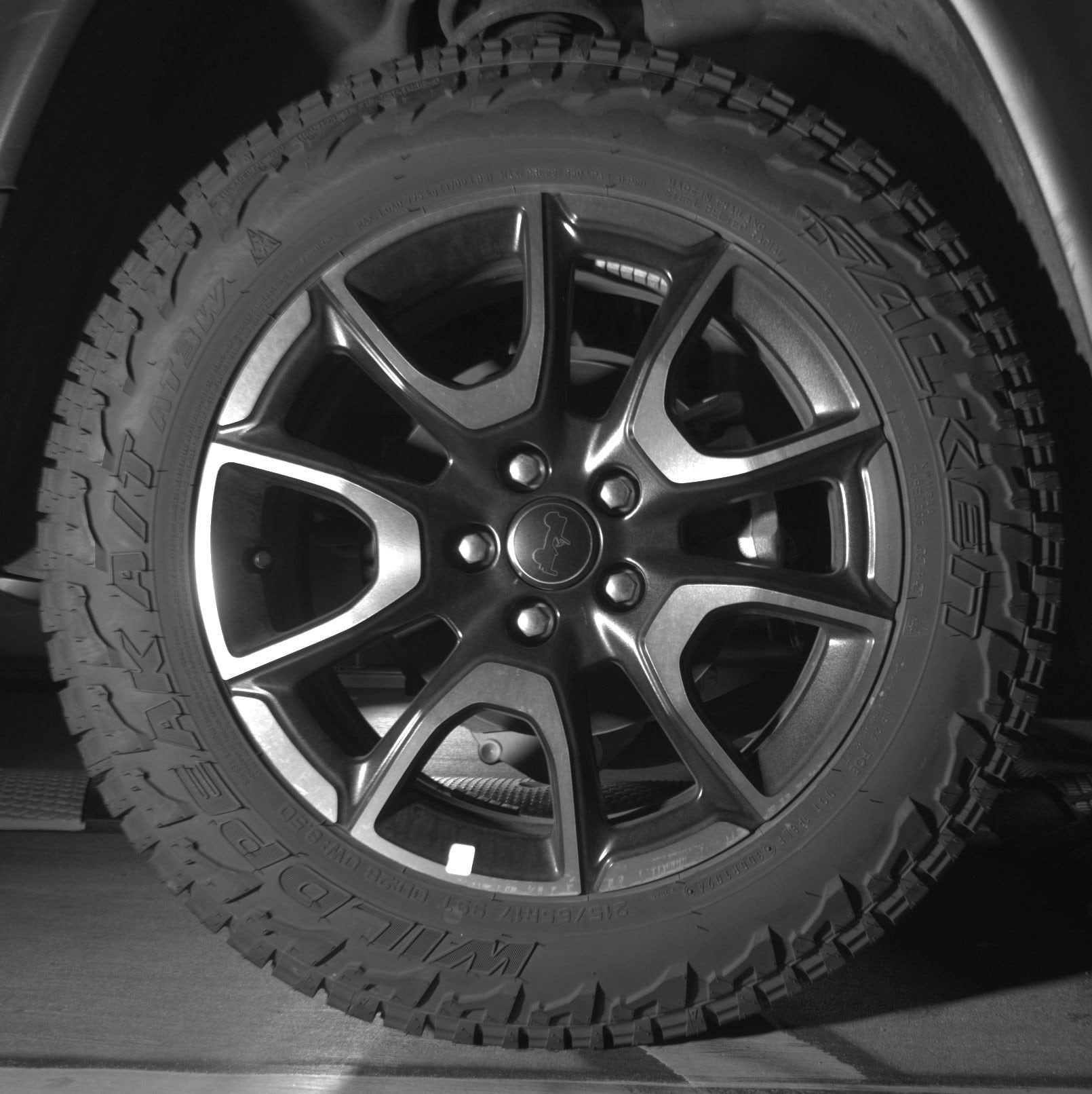 Thumbnail: 2025 Jeep Compass - 15