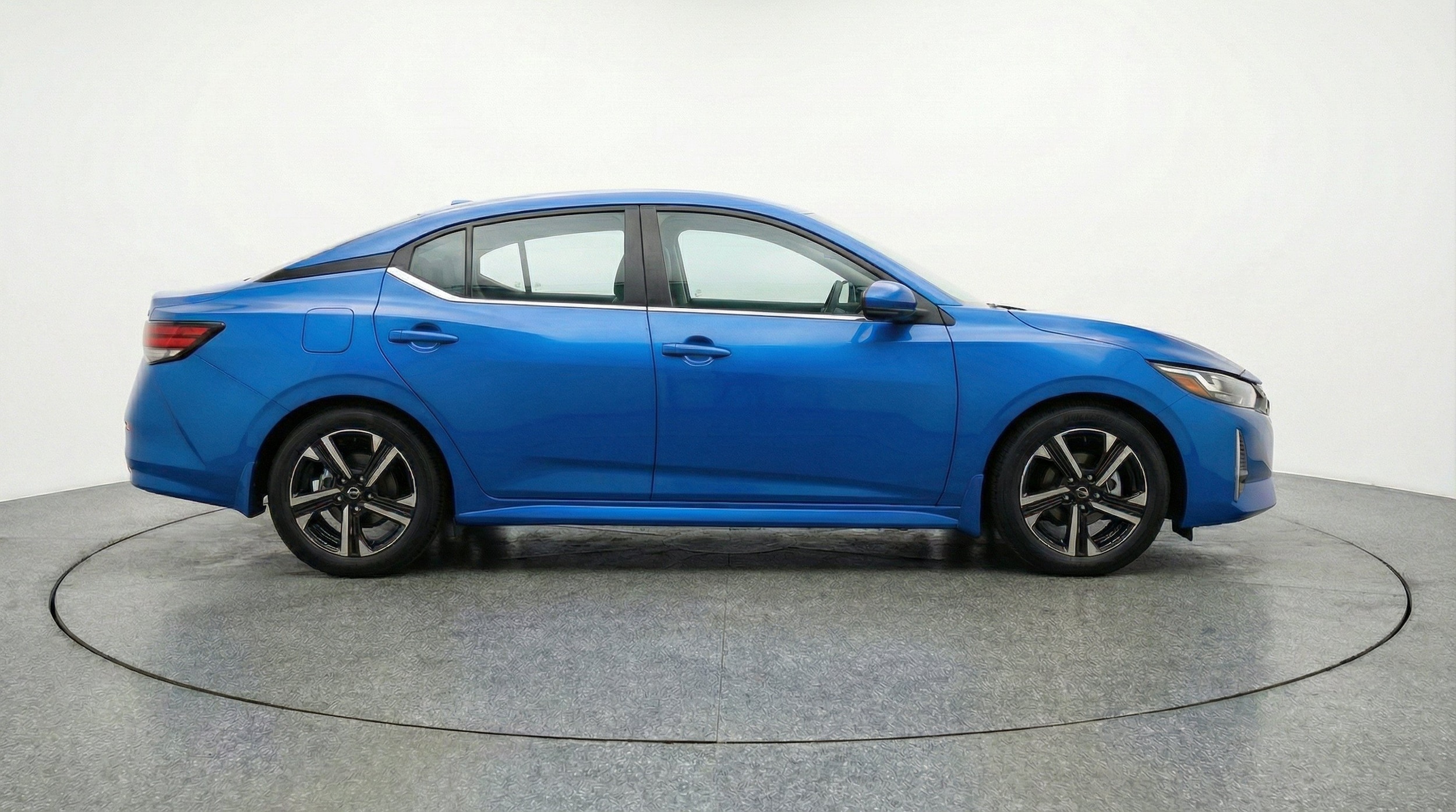 Thumbnail: 2025 Nissan Sentra - 11