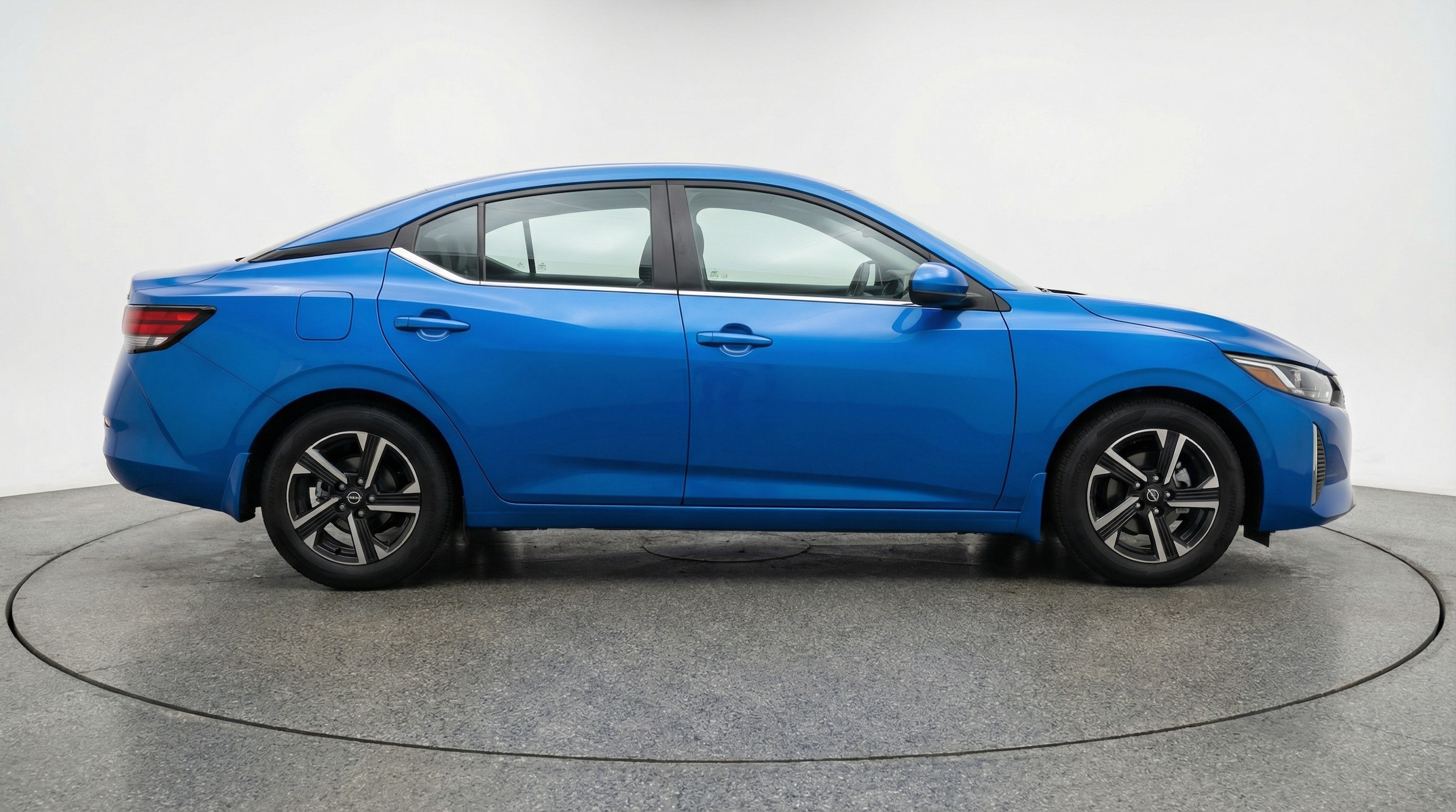 Thumbnail: 2025 Nissan Sentra - 8