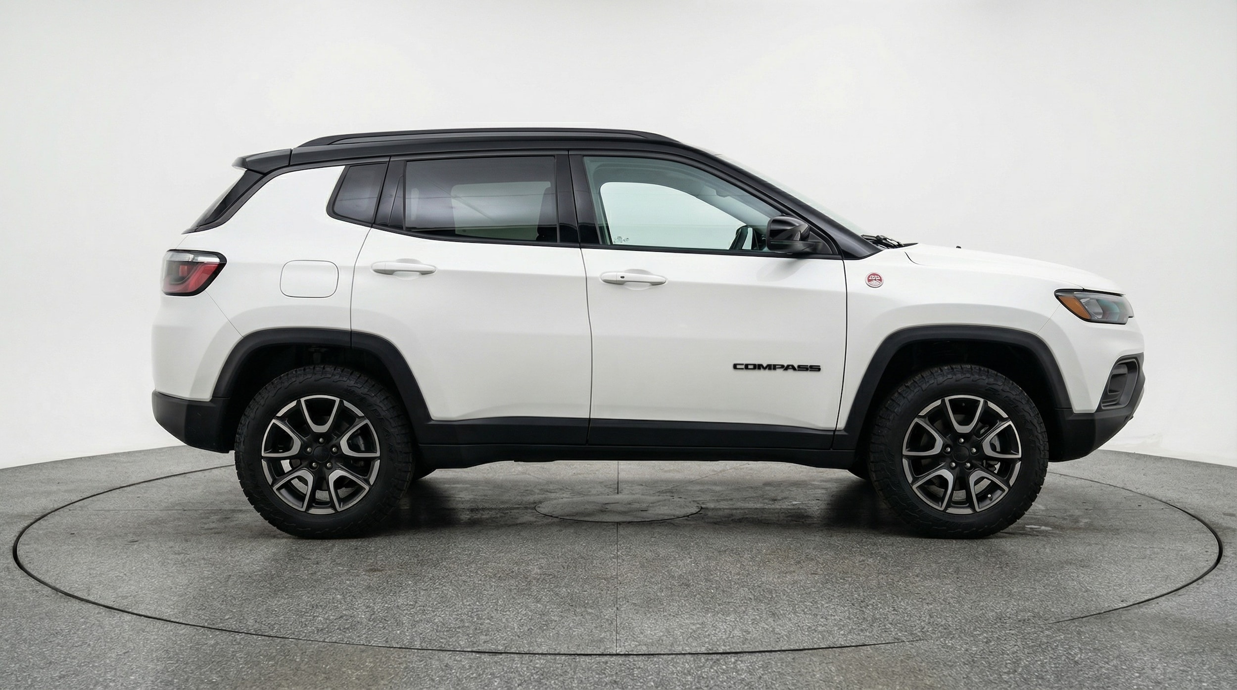 Thumbnail: 2025 Jeep Compass - 8