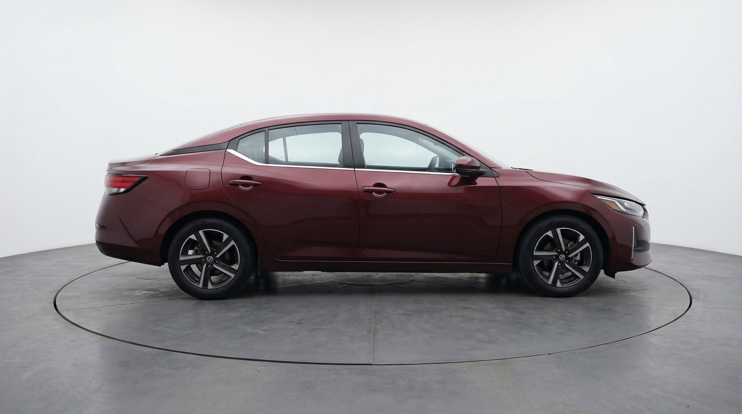 Thumbnail: 2025 Nissan Sentra - 11