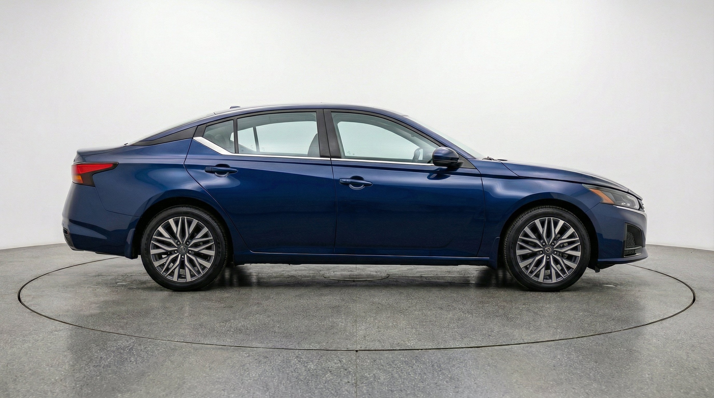 Thumbnail: 2025 Nissan Altima - 11