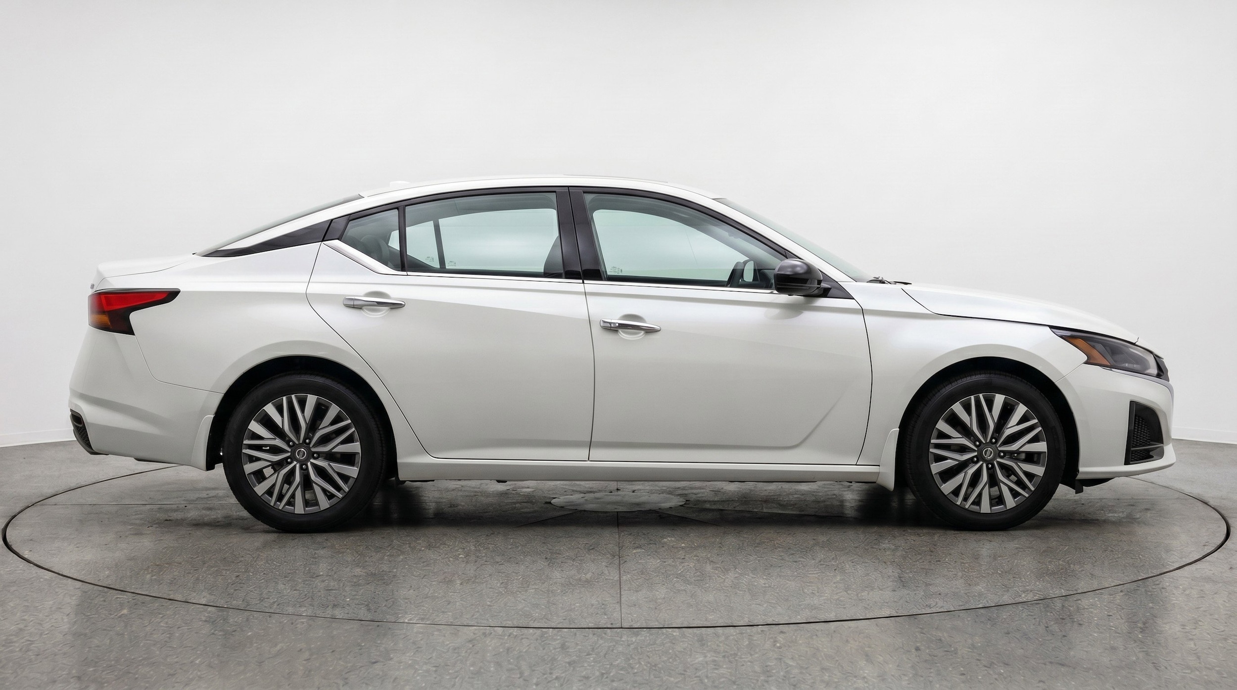 Thumbnail: 2025 Nissan Altima - 11
