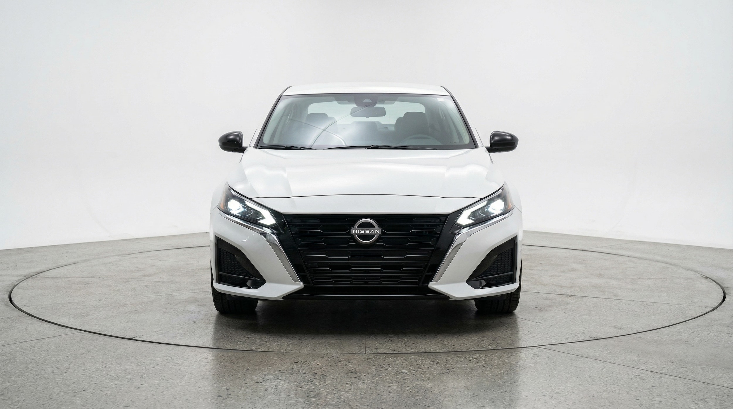 Thumbnail: 2025 Nissan Altima - 2