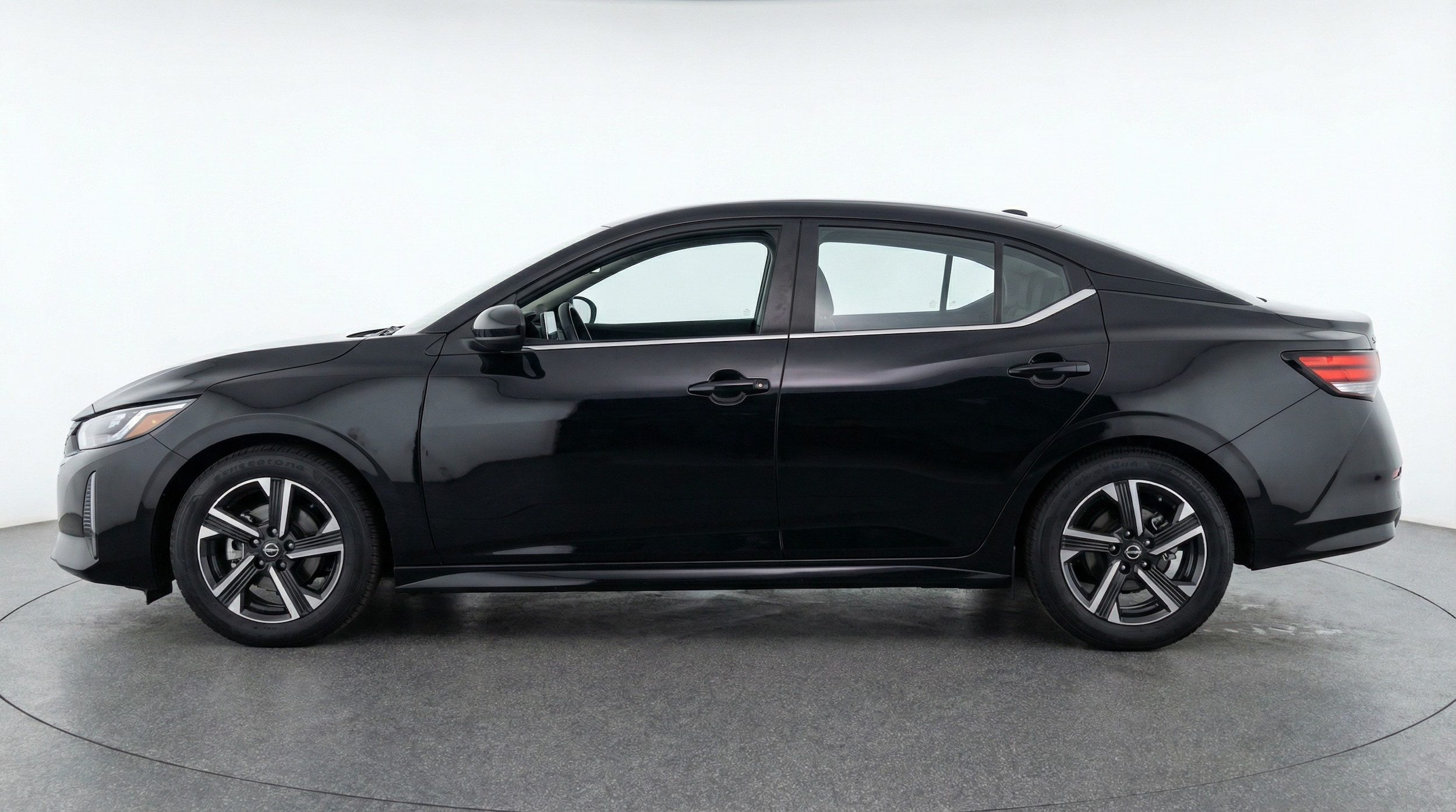 Thumbnail: 2025 Nissan Sentra - 4