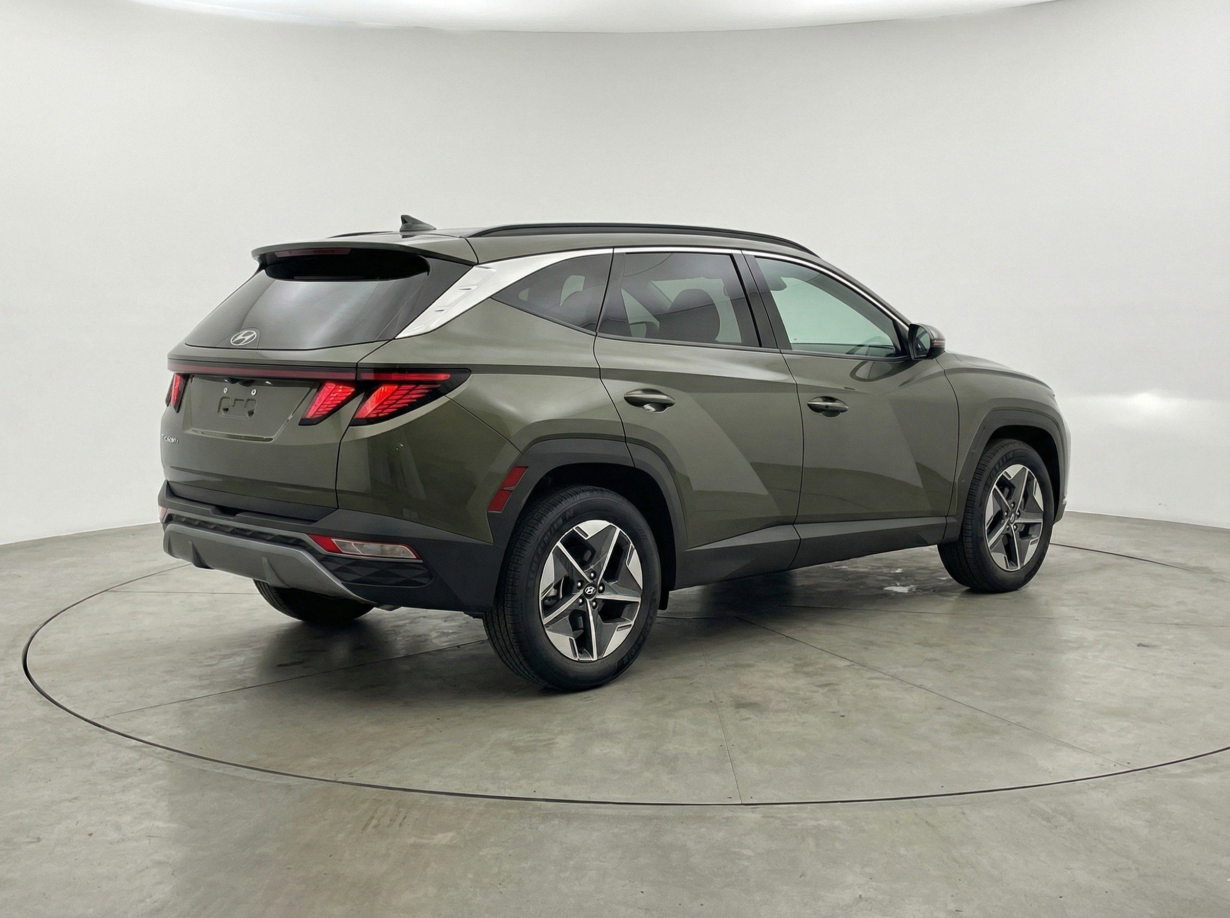 Thumbnail: 2025 Hyundai Tucson - 9