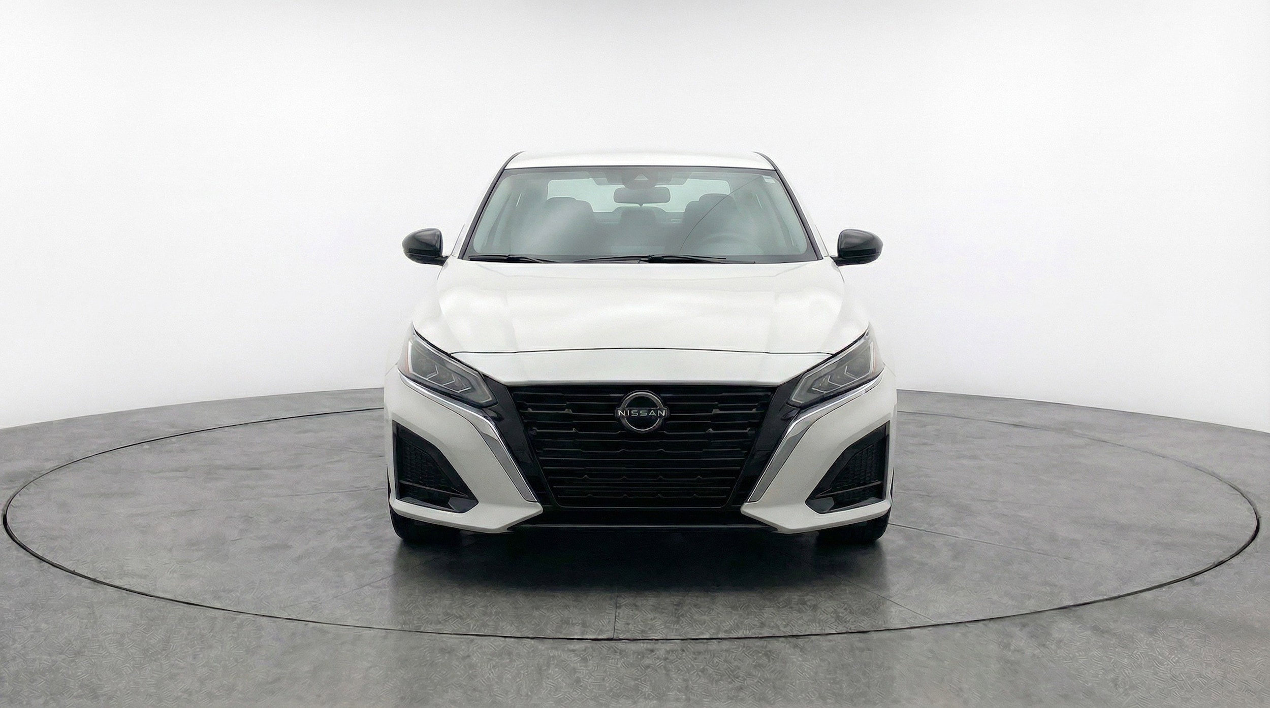 Thumbnail: 2025 Nissan Altima - 2