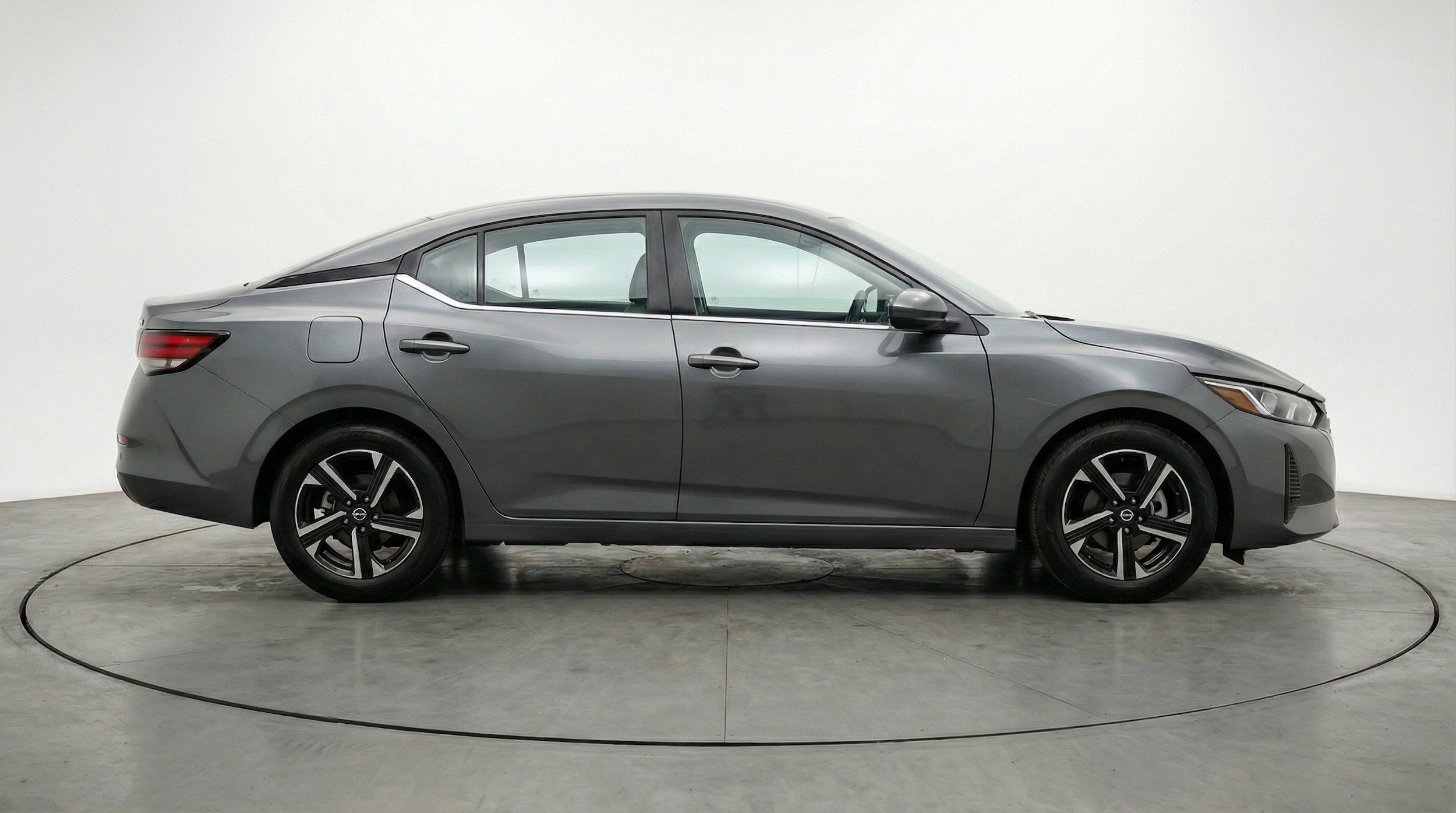 Thumbnail: 2025 Nissan Sentra - 9