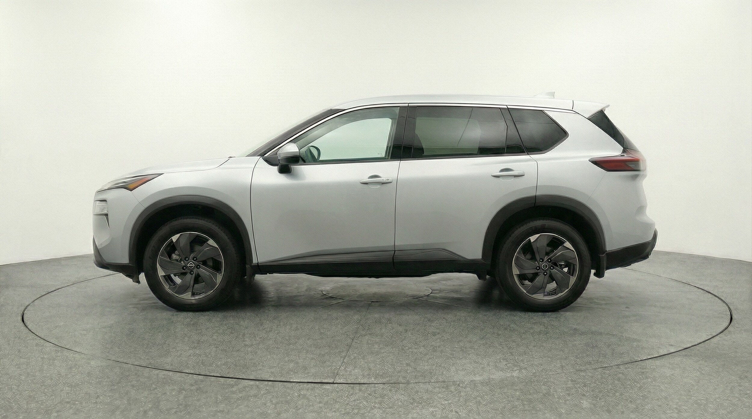 Thumbnail: 2025 Nissan Rogue - 4