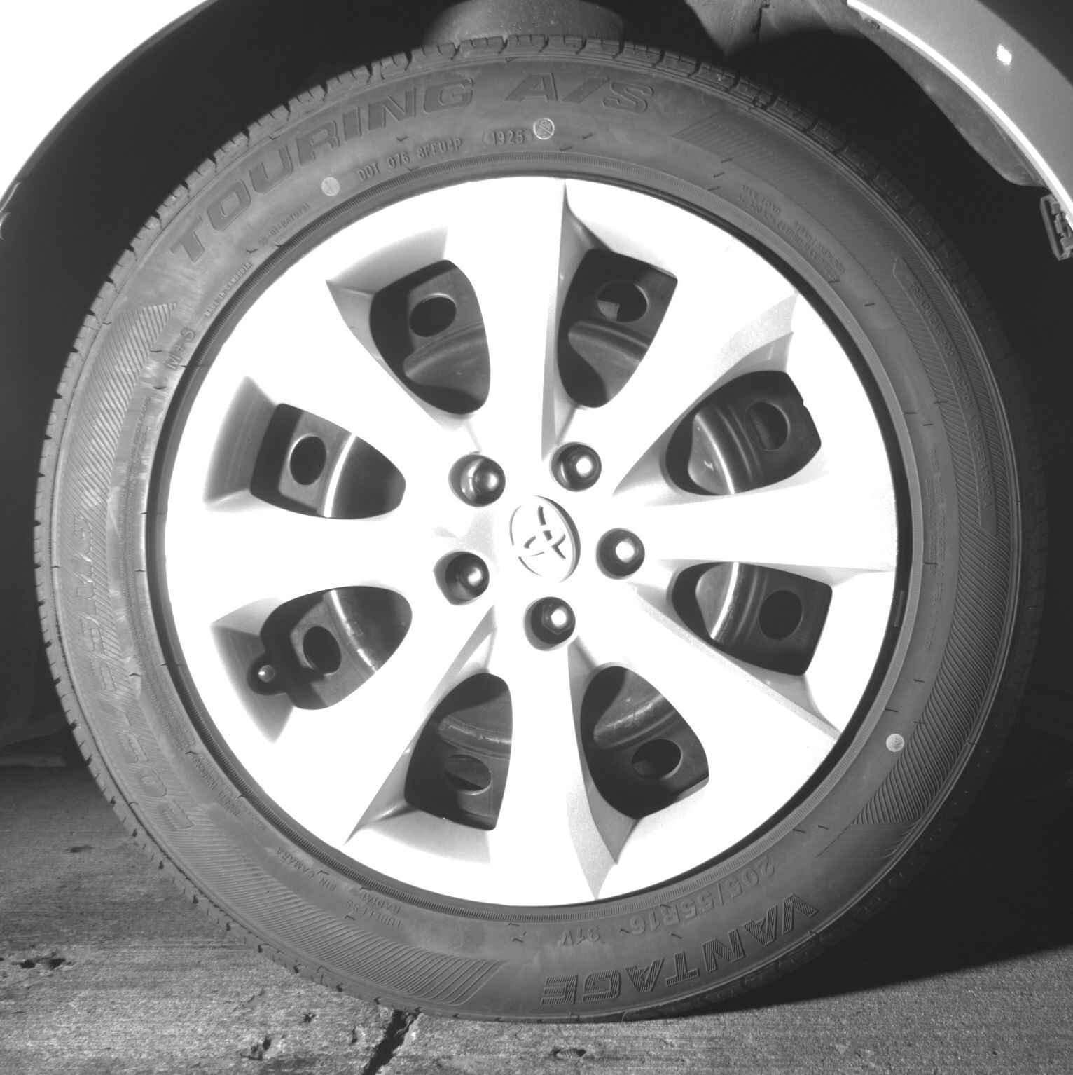 Thumbnail: 2024 Toyota Corolla - 10