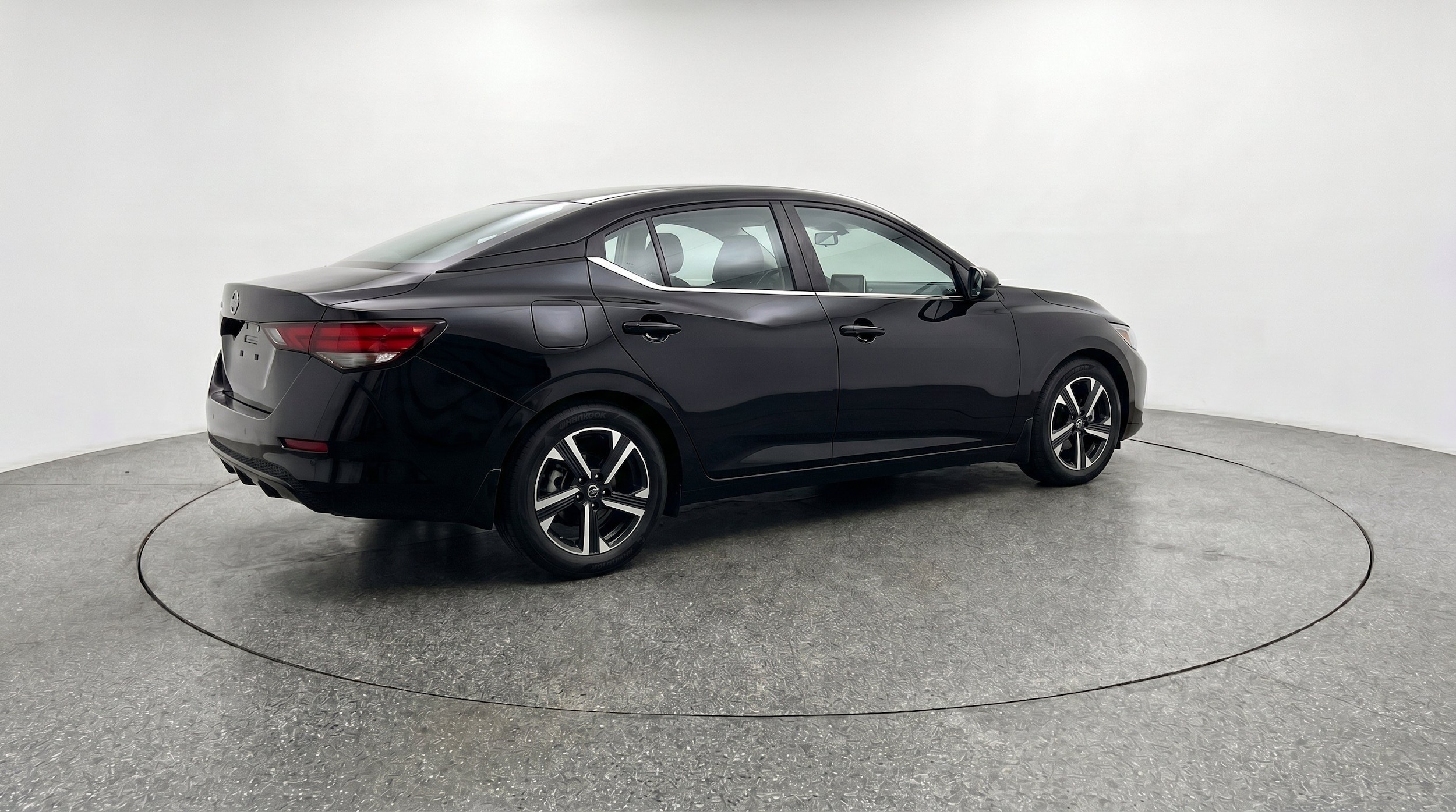 Thumbnail: 2025 Nissan Sentra - 9