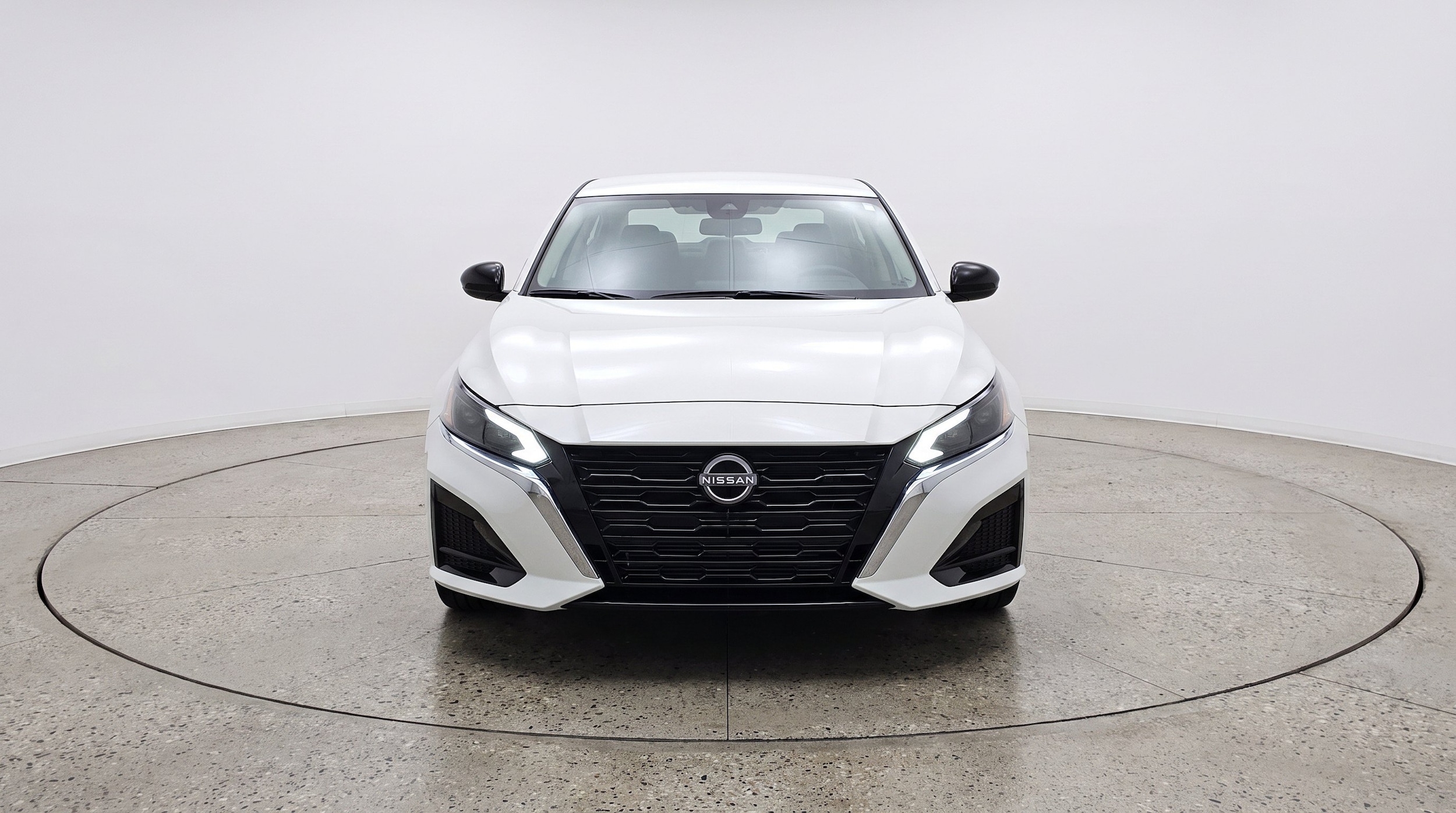 Thumbnail: 2025 Nissan Altima - 2