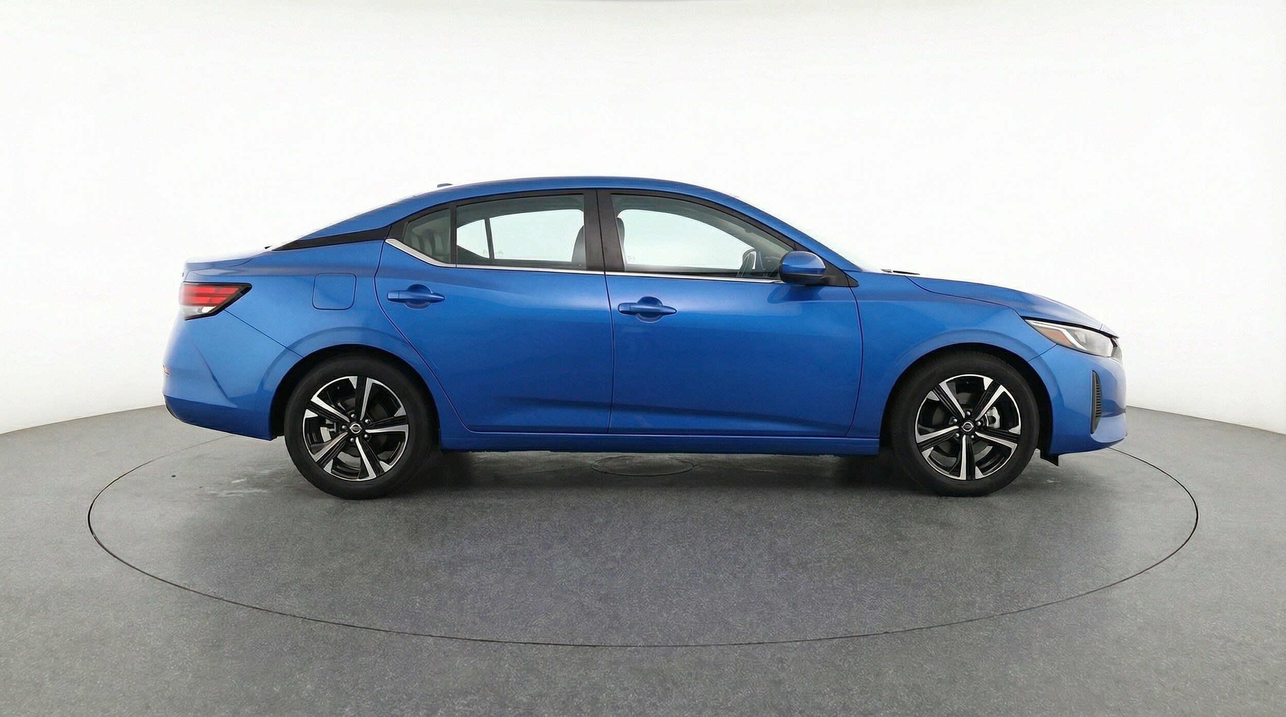 Thumbnail: 2025 Nissan Sentra - 11
