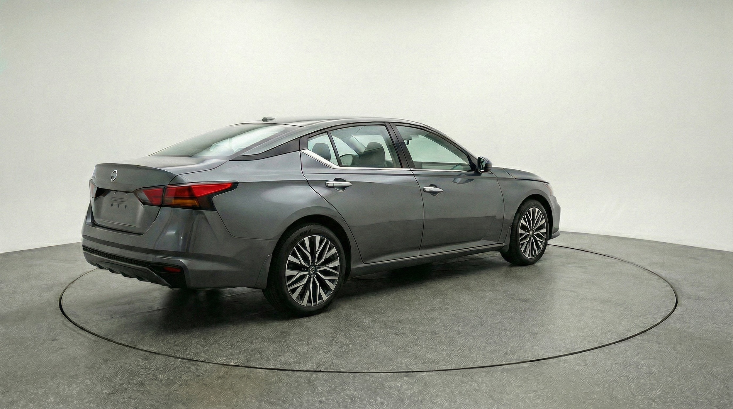 Thumbnail: 2025 Nissan Altima - 9